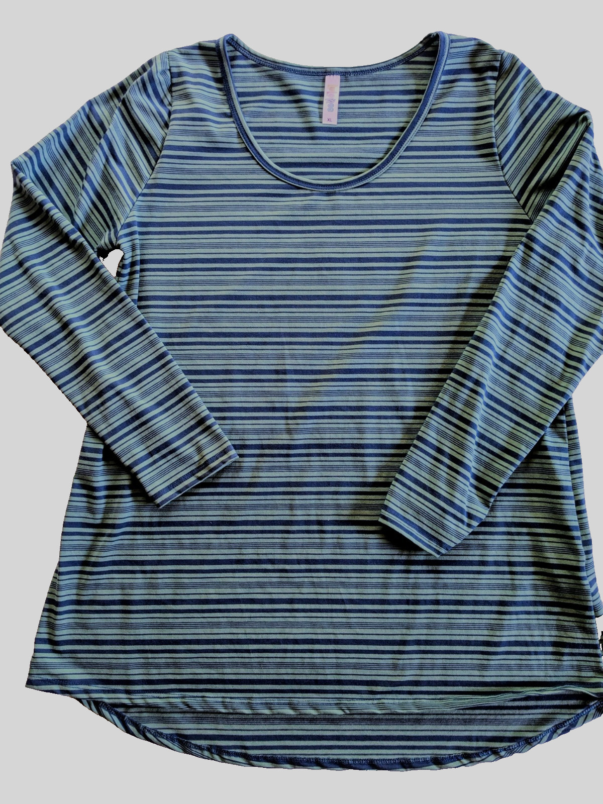 LuLaRoe Art to Wear Green/Blue Stripe Lynnae LS Tunic XL activewear yogawear