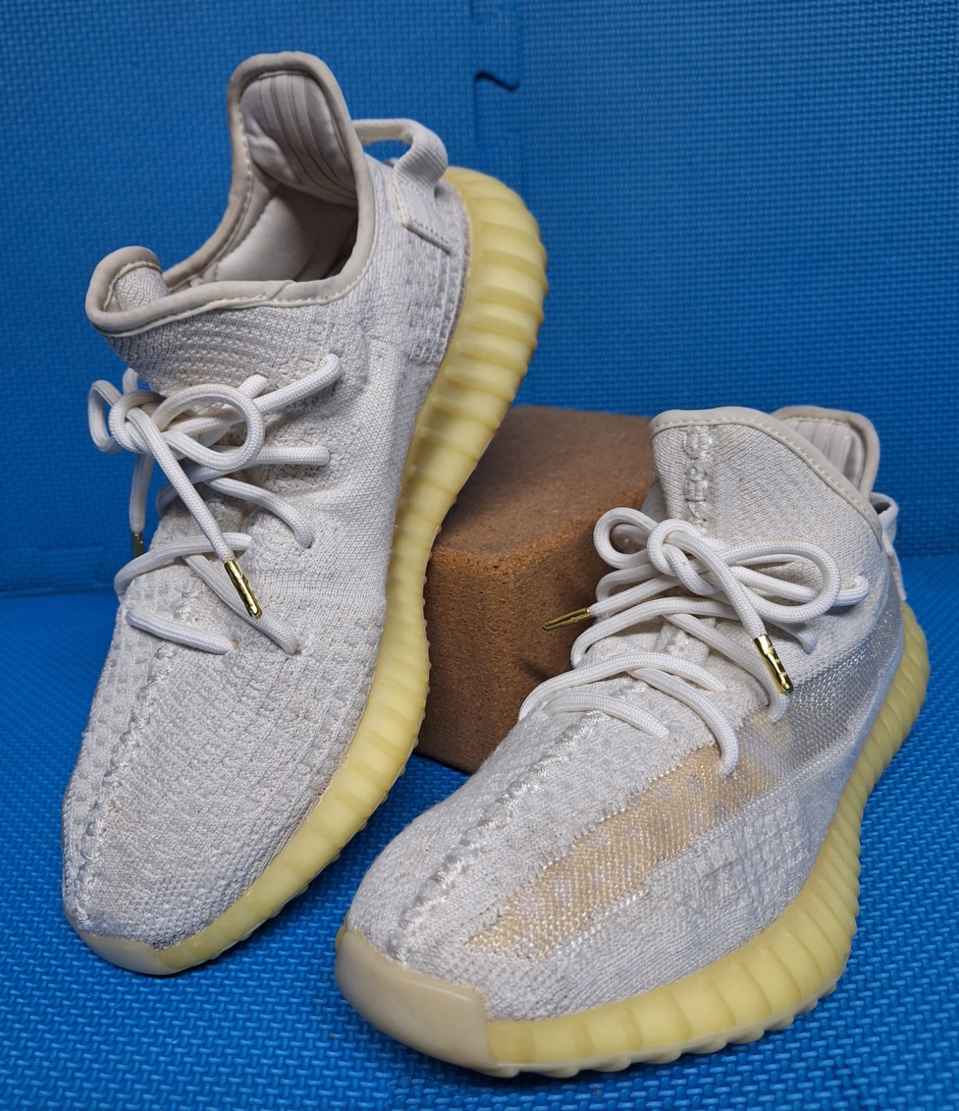 Adidas Yeezy Boost 350 V2 Bone White Sneakers US Size 10 1/2 Men’s HQ6316