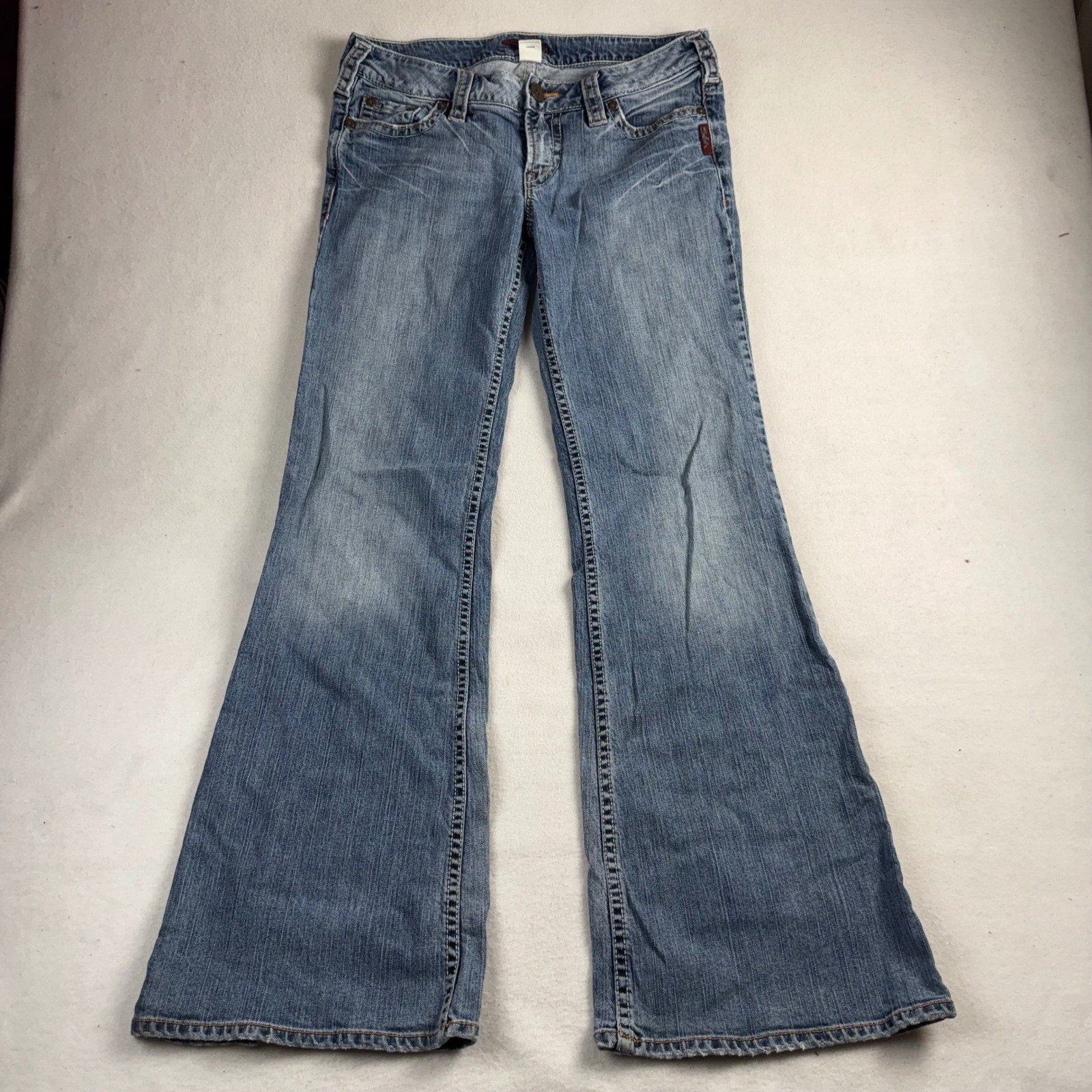 Silver Jeans Tia Flare Leg Medium Wash Low Rise Denim Jeans Size 31/33