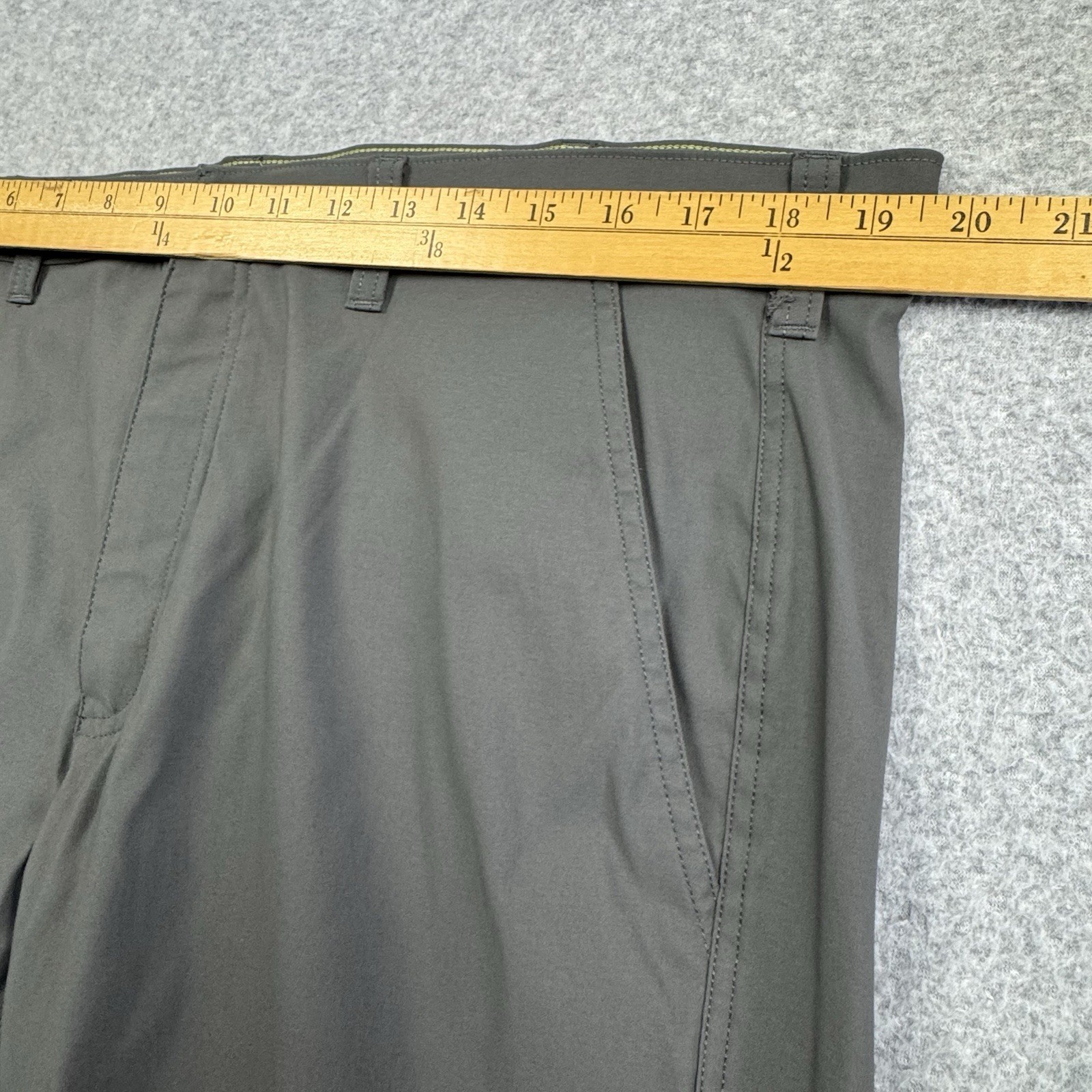 Eddie Bauer Horizon Takeoff Chino Pants Mens 36×30 Gray Stretch UPF 50 Active