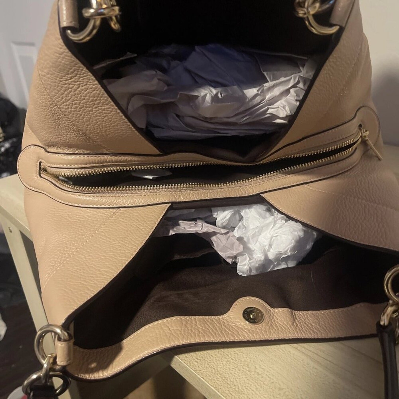 COACH LEXI LEATHER SHOULDER Bag Color Beechwood