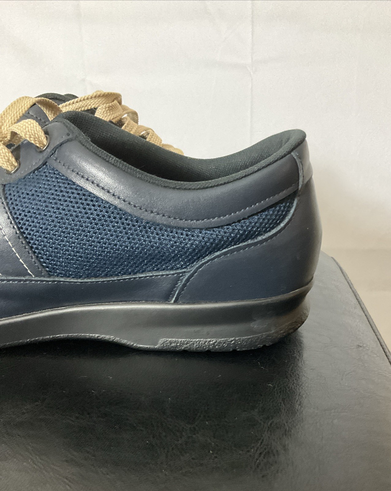 SAS Mesh and Leather Walking Sneakers Women’s Size 11M Navy