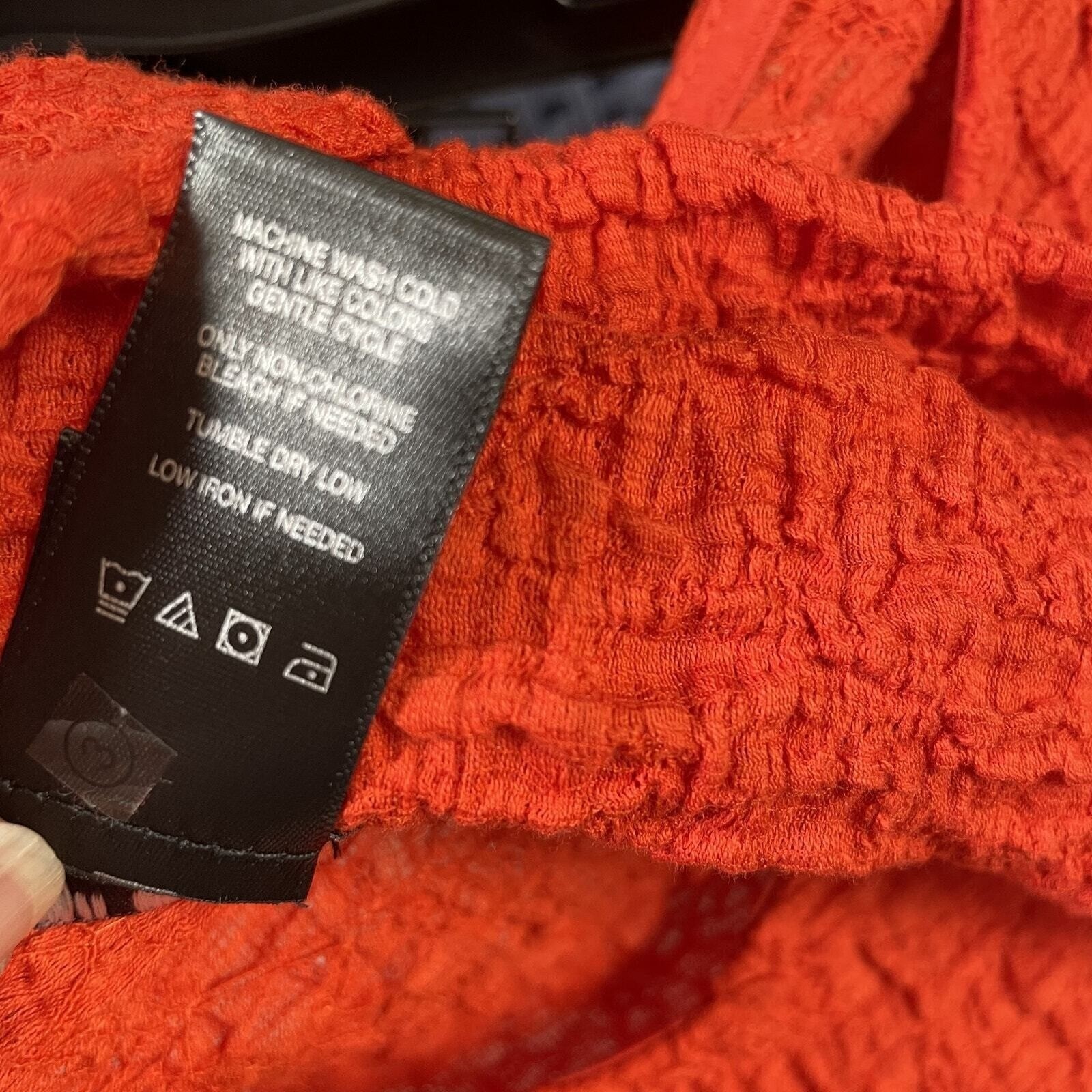 Ali Miles Textured Crinkle Top Womens Petite Small Red Blouse Roll Tab Sleeve
