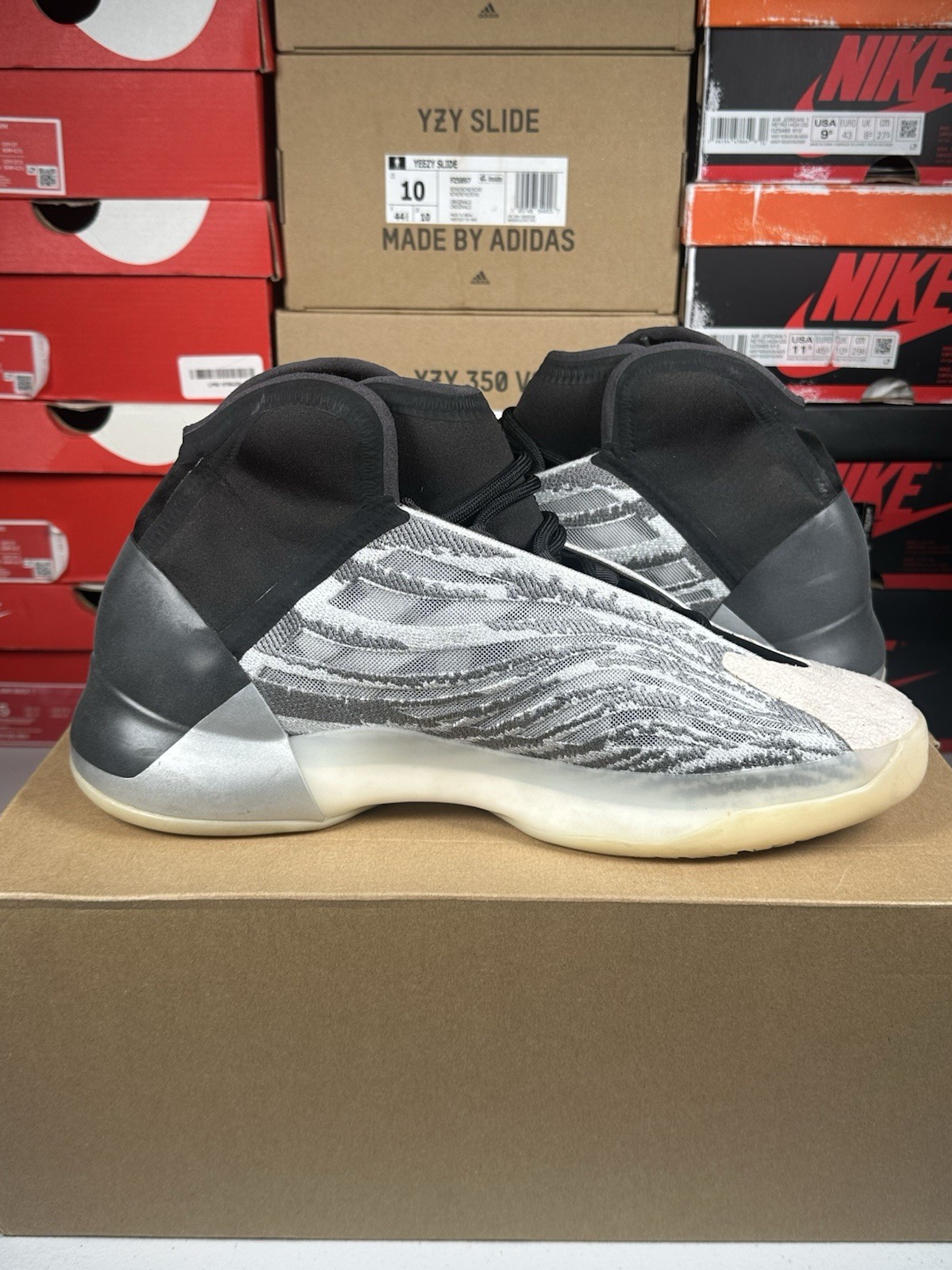Size 12M – adidas Yeezy Quantum Quantum – Clean – Ships Same Day
