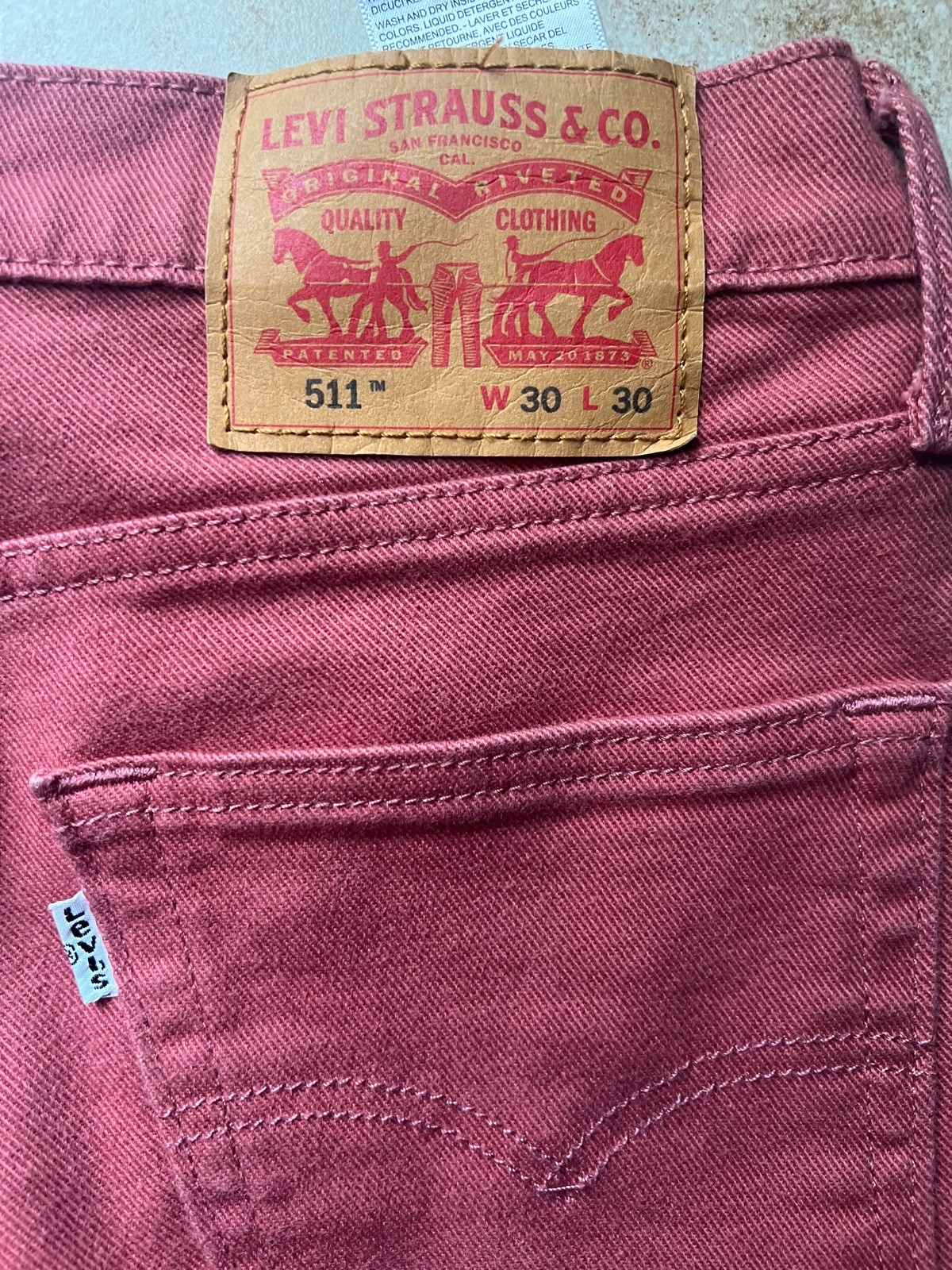 Levi’s 511 Men’s Denim Slim Fit Jeans Red size w30 L30 30×30 salmon pink white