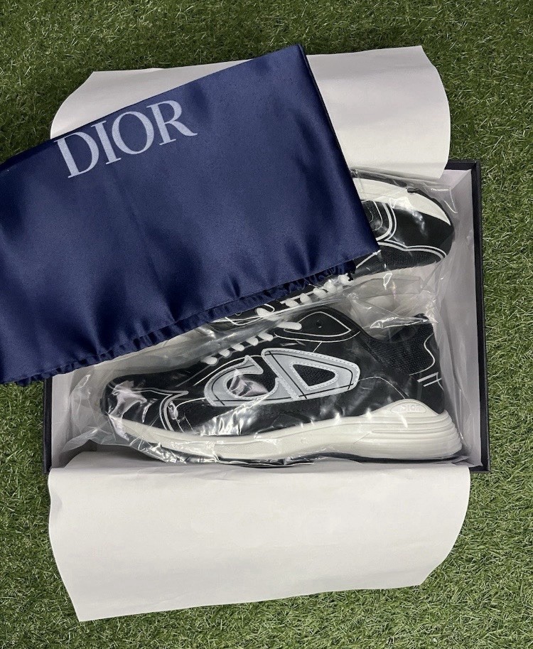 Dior B30 Men’s Low-Top Lace-Up Sneaker Black/White New w/ Box