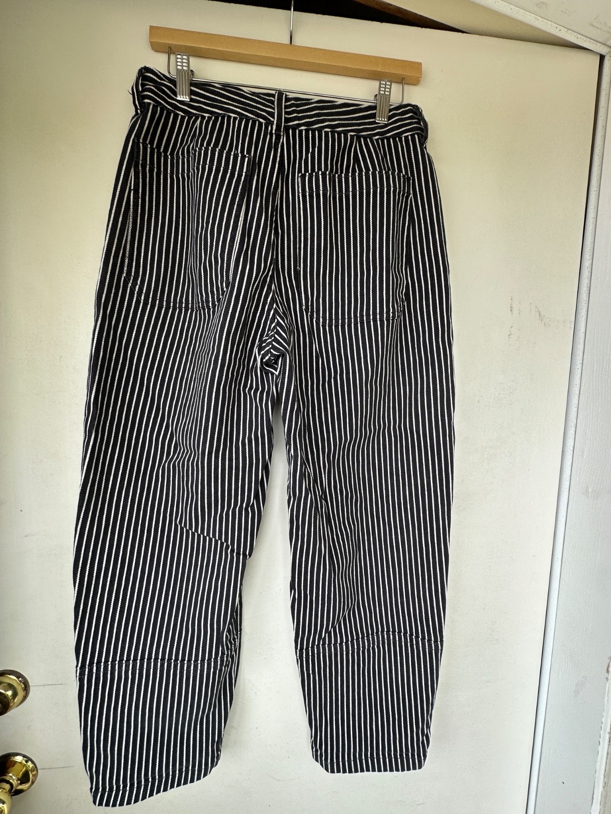 Everlane The Utility Barrel Pant Size 8 in Black Off-White Stripe