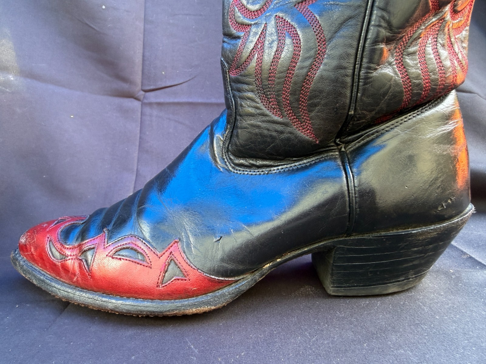 RARE🔥 J Chisholm Western “Honky Tonk” Red & Black Leather Cowboy Boots 8M