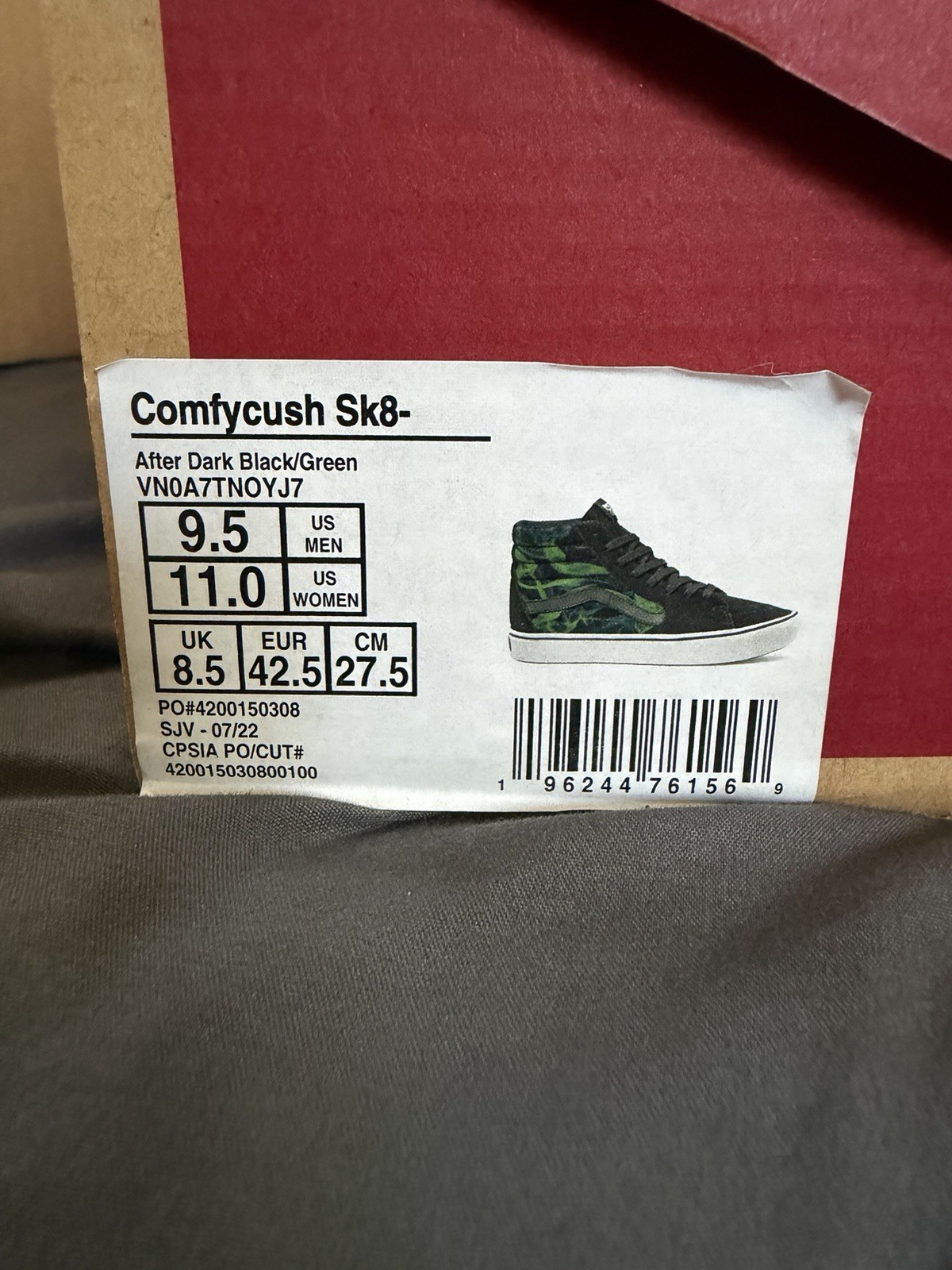 VANS ComfyCush Sk8-Hi After Dark Black/Green High-Top Suede Lace-Up VN0A7TNOYJ7