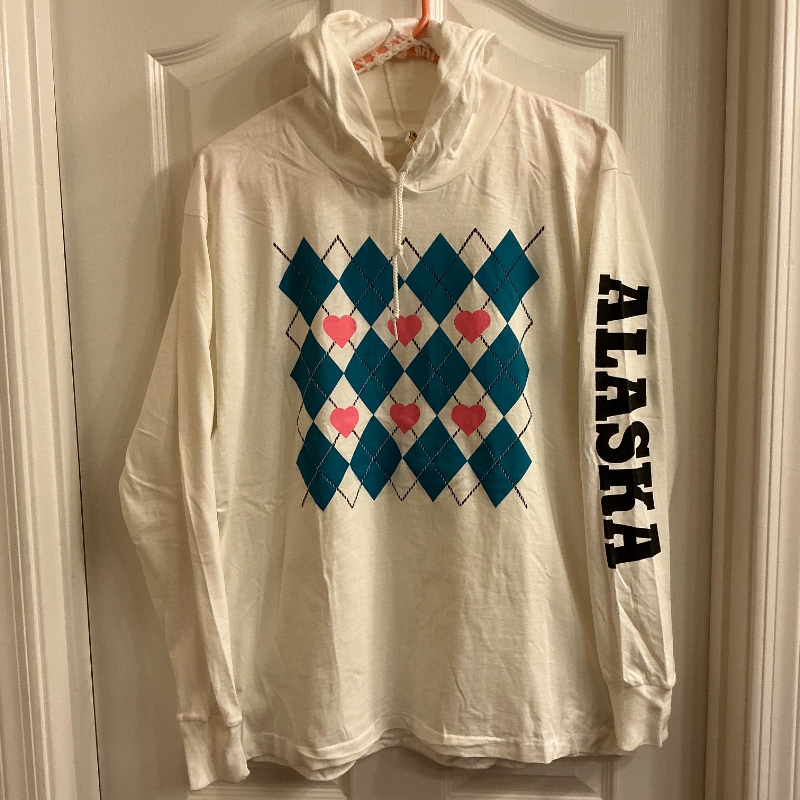 Vintage Alaska Long Sleeve Hoodie Shirt – Argyle w/pink hearts – Med – Fast Ship