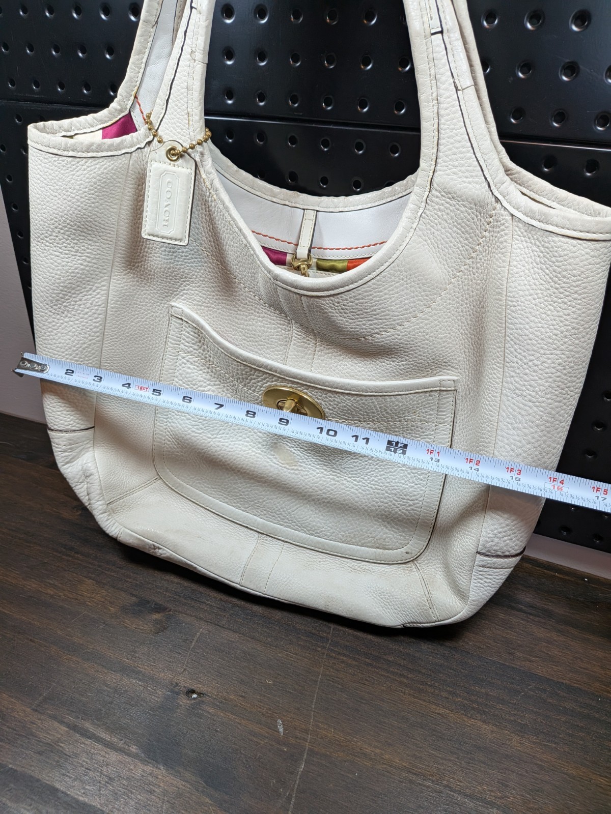 COACH Ergo Pebbled Leather Turn Lock Hobo Tote White 11640