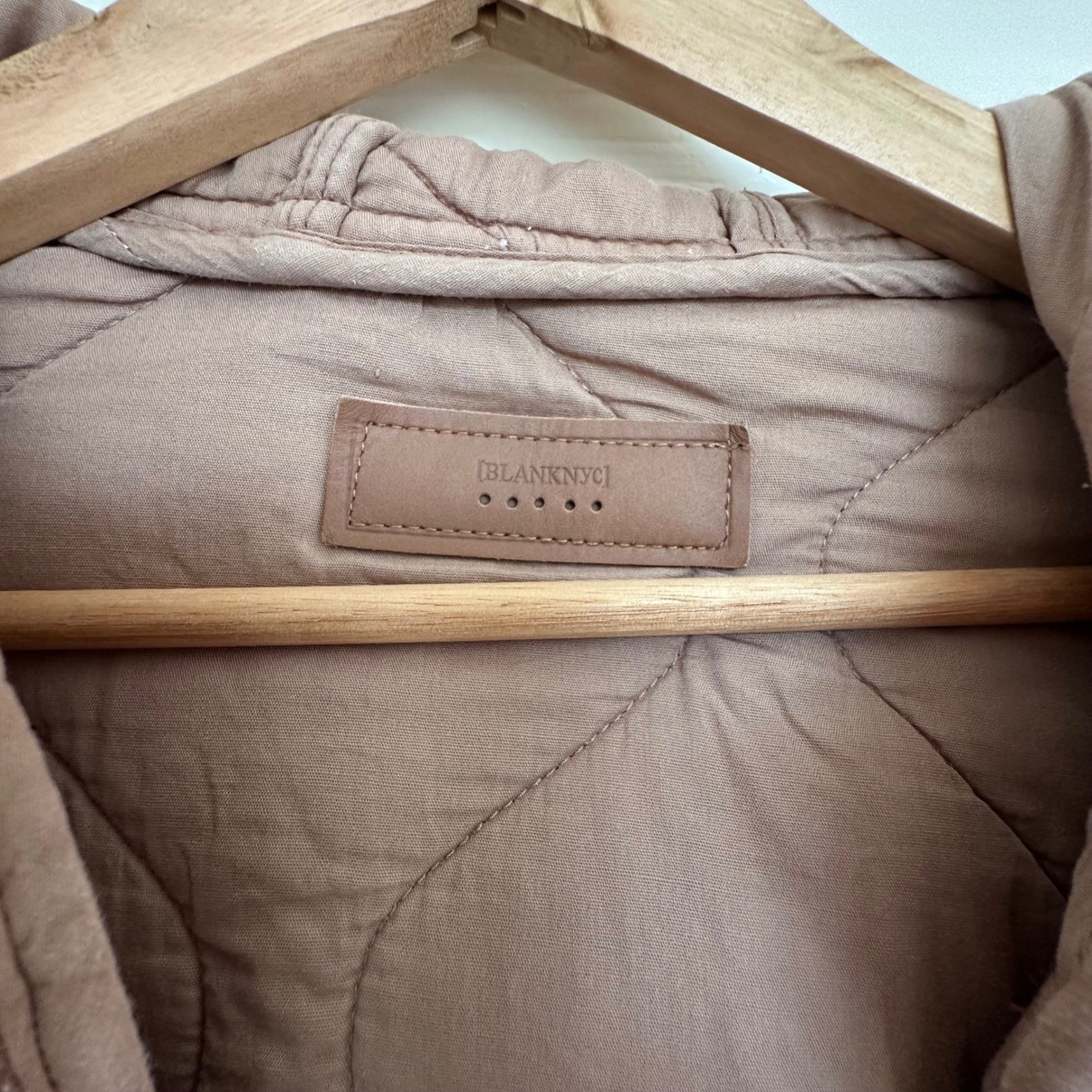 BlankNYC Womens Quilted Hooded Bomber Jacket in Clay Rose Mauve Size XS