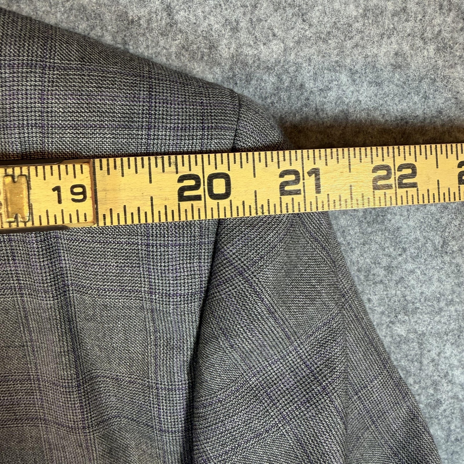 Hickey Freeman Suit Mens 48 42×26 Gray Plaid Wool Loro Piana Super 130s USA