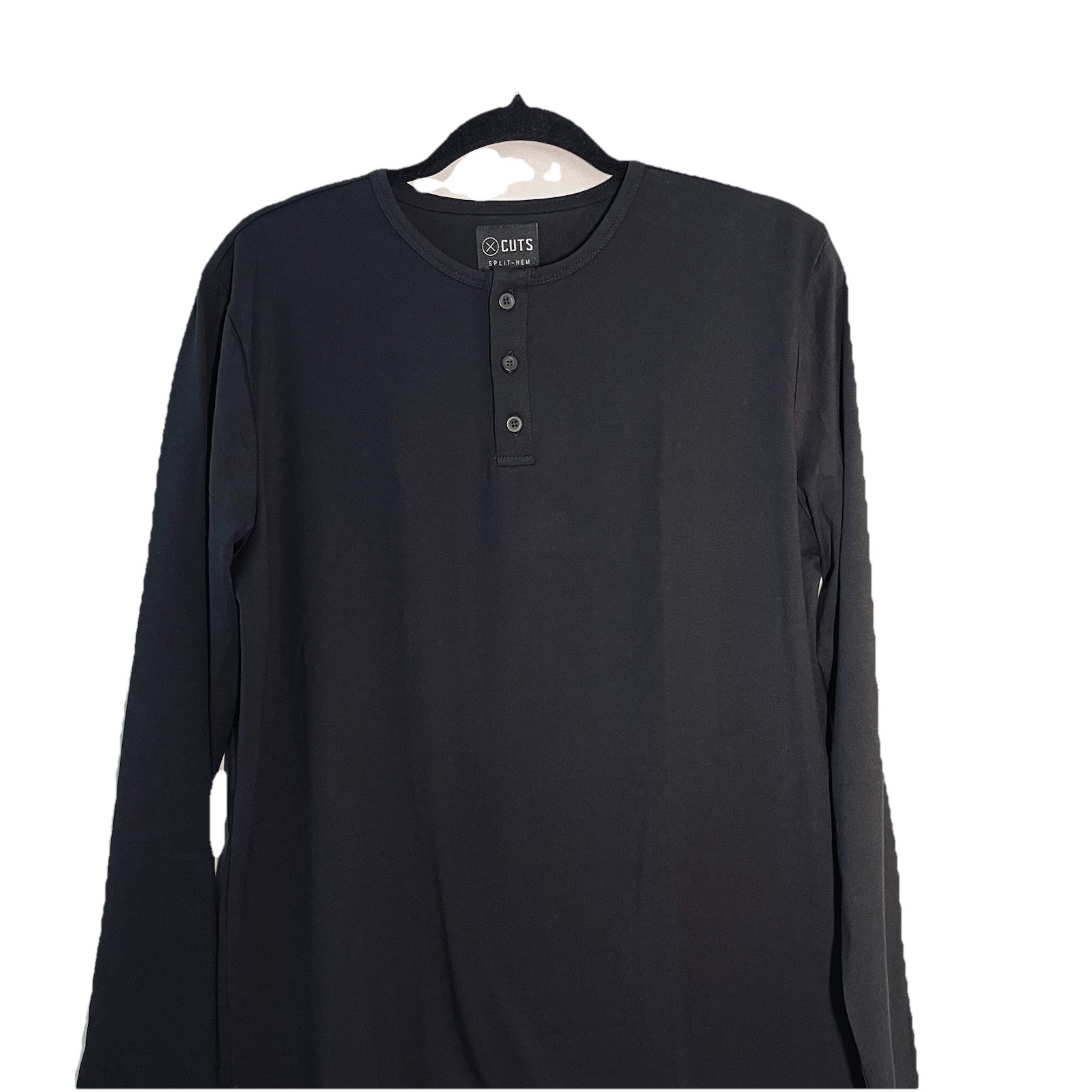 New Cuts Clothing Split Hem Long Sleeve Henley T-Shirt Men Size M Stretch Black