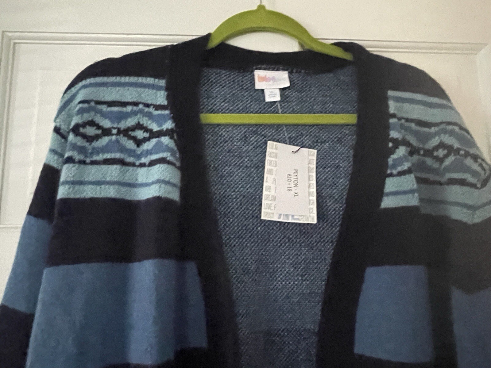 LuLaRoe Peyton Stripes Print Shades Of Blue Cardigan XLargeNWT