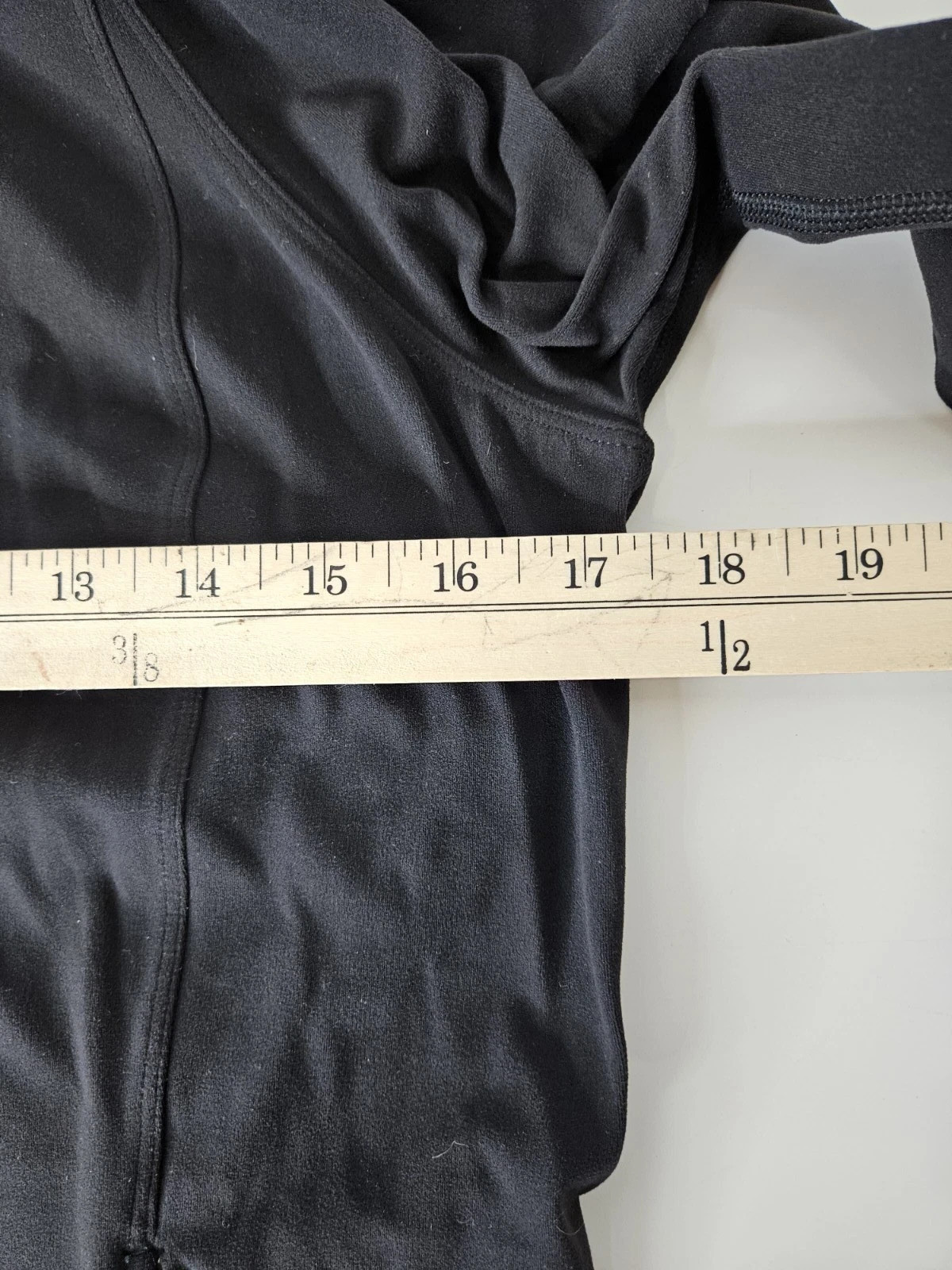 Athleta Full Zip Sweatshirt Womens M Black Mock Neck Thumbholes Workout Jacket