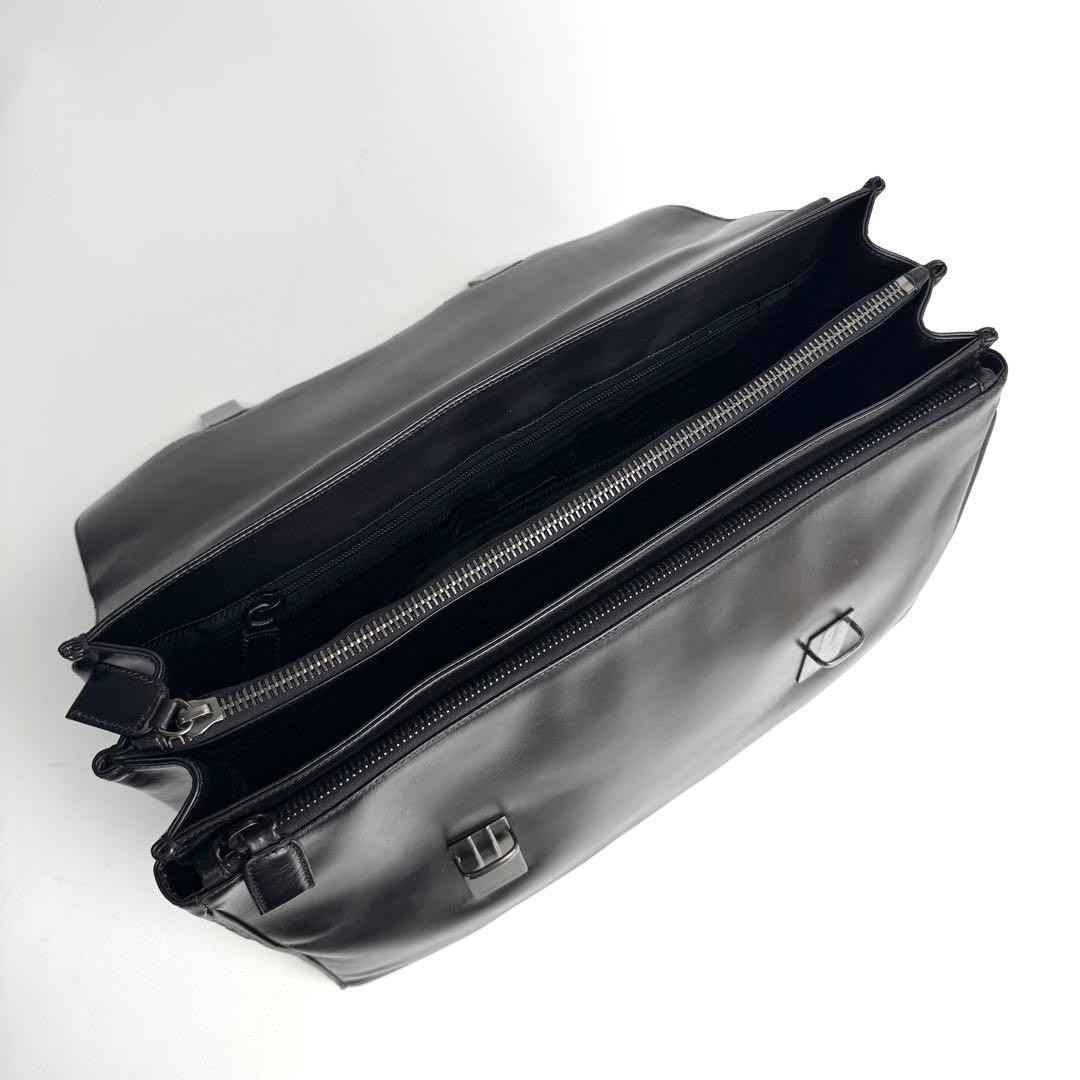 PRADA Black Leather Briefcase Business Bag Handbag Italy Office Laptop NERO