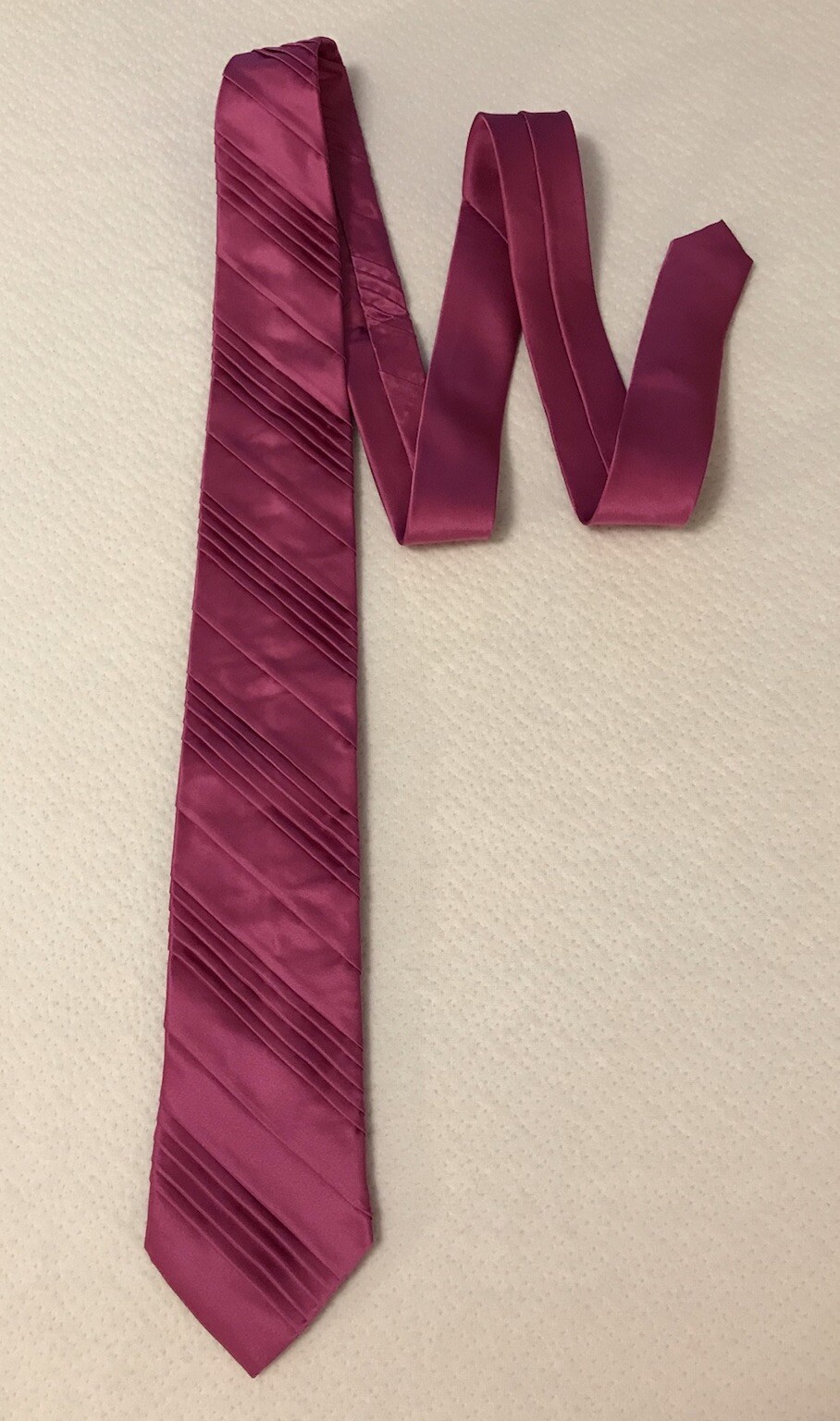 Jhane Barnes Silk Satin Look Neck Tie NEW Pleated Solid Pink 56” x 3 1/4” Formal