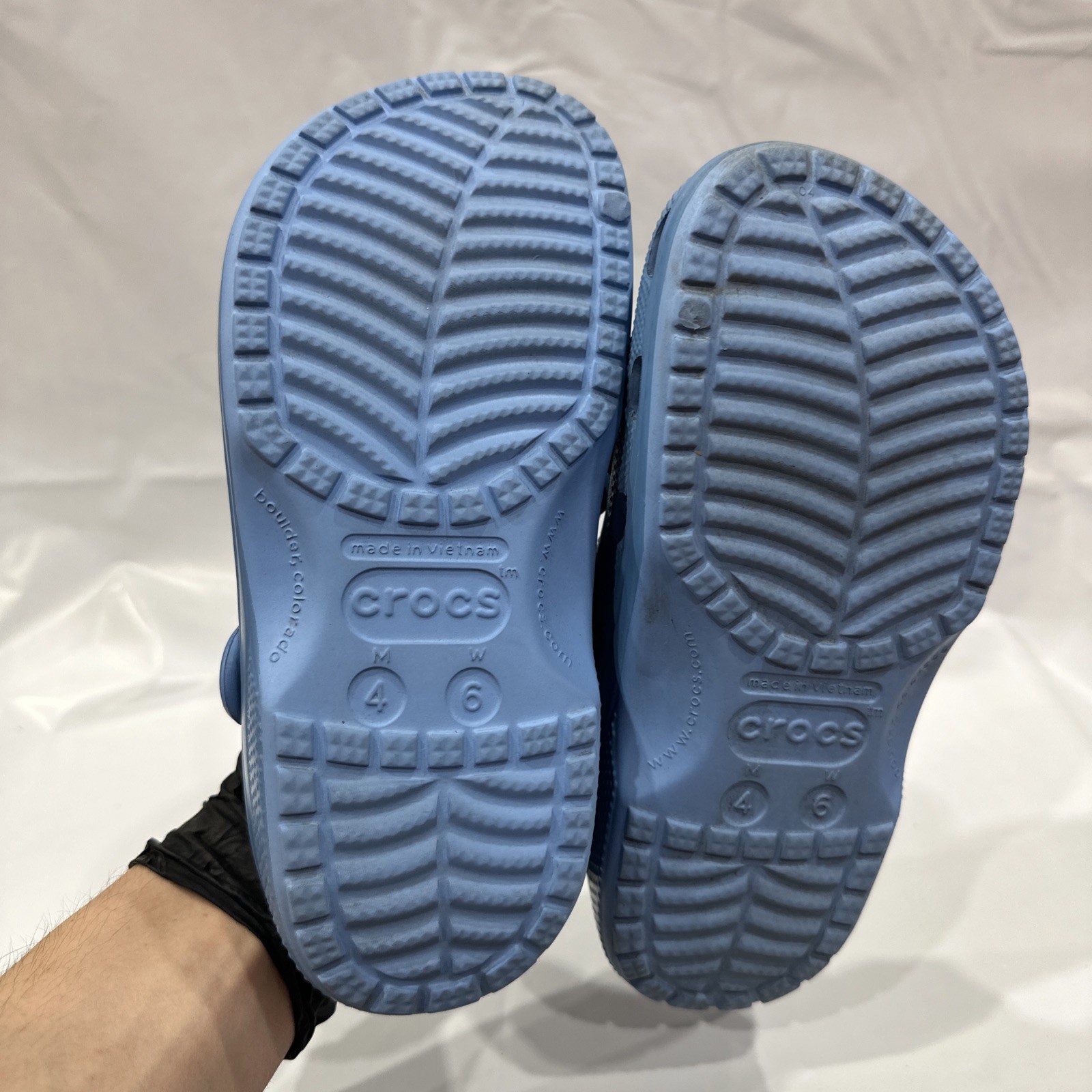 Crocs Stitch Classic Clog Unisex US M4-W6 Blue Slip On Comfort Casual EBS2670