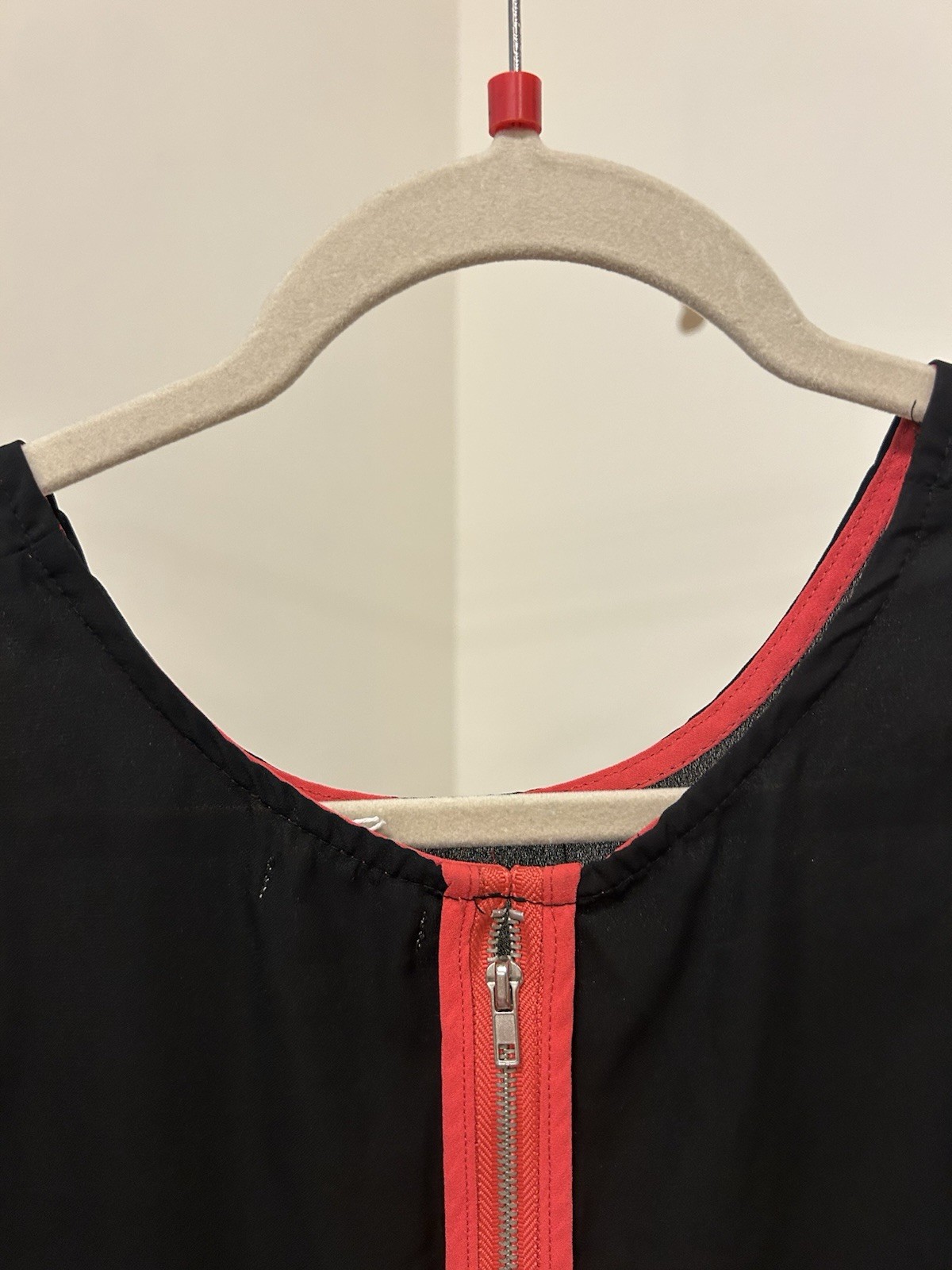 Bongo Y2K Women’s Black tank top zip-Up Top W coral Detail Size Lg sleeveless #9