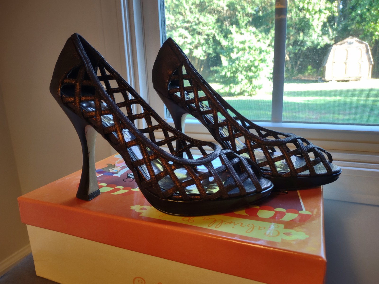 Gabriella Rocha Lattice Heels Bronze suede Size 8