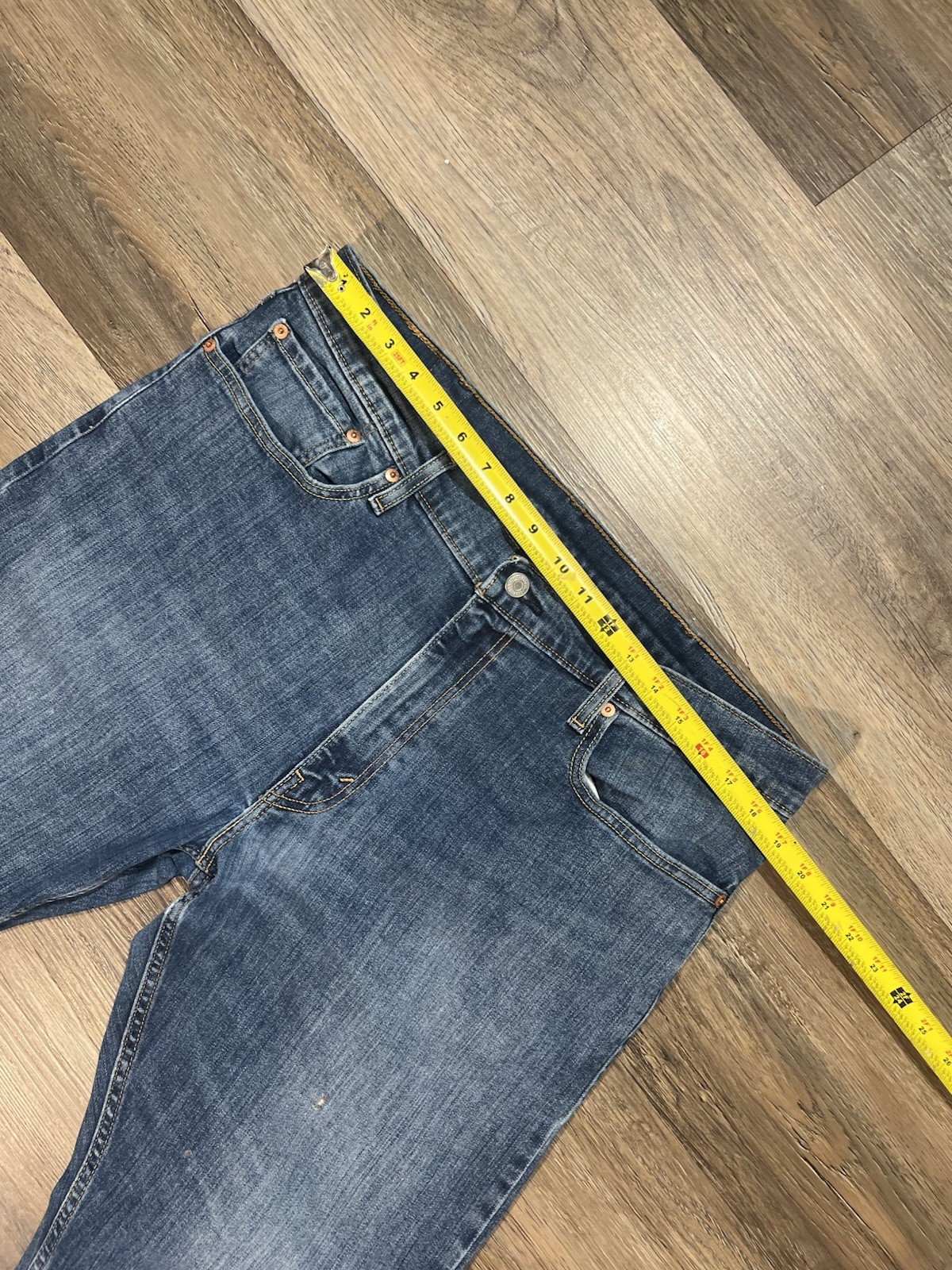 Levi’s 502 Vintage Men’s Blue Medium Wash Tapered Mid Rise 5-Pocket Denim Jeans