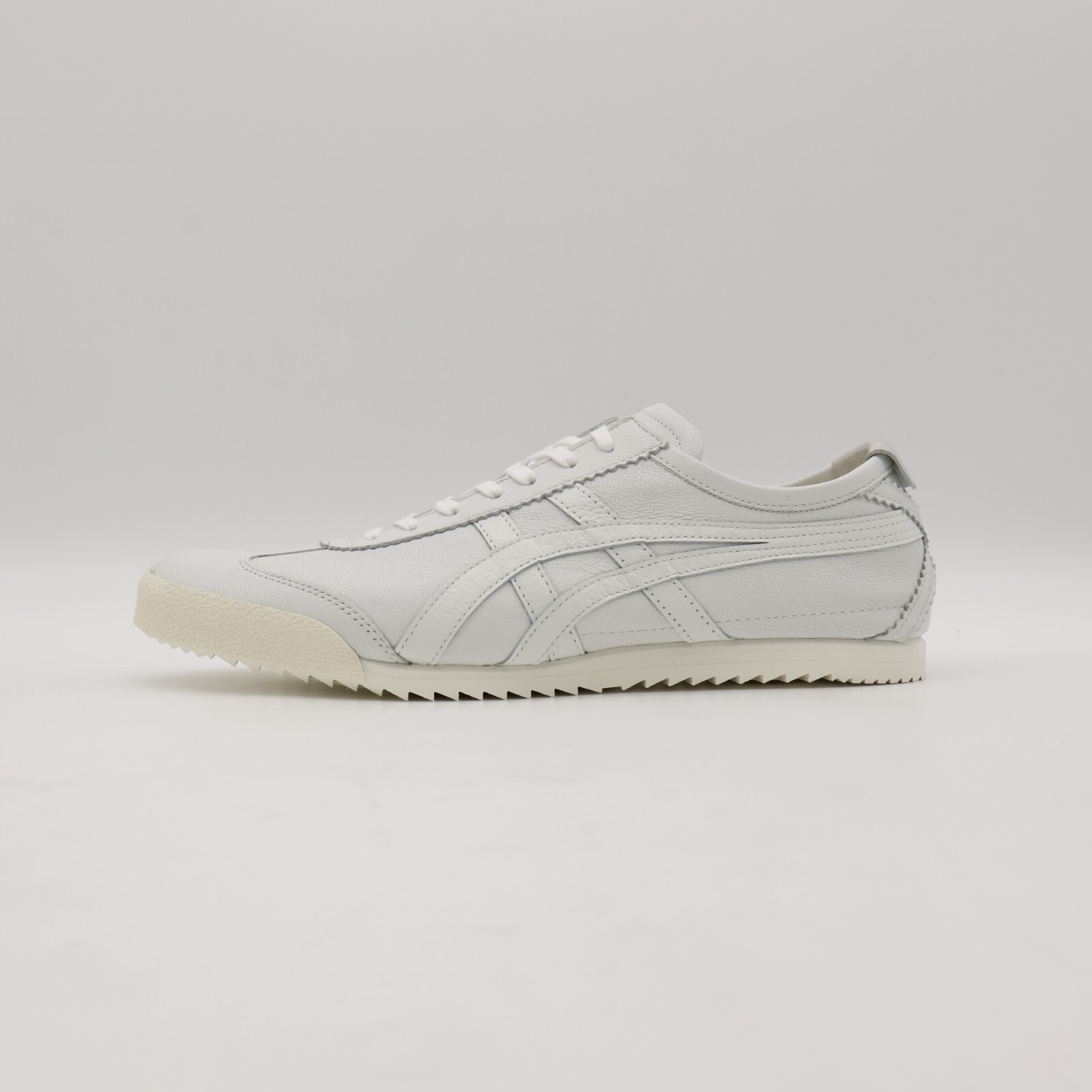 1181A367-101 Onitsuka Tiger NIPPON MADE Mexico 66 Deluxe White (Men’s)
