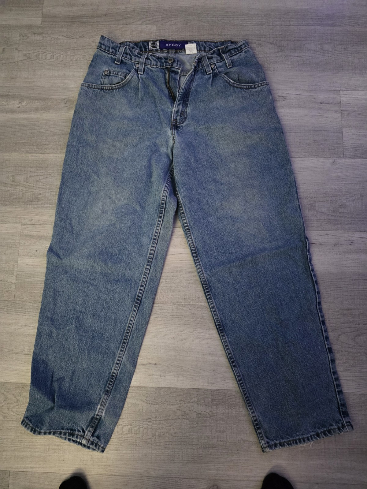 Levi’s SilverTab Baggy Men’s Blue Medium Wash Denim Jeans 90s 5-Pocket