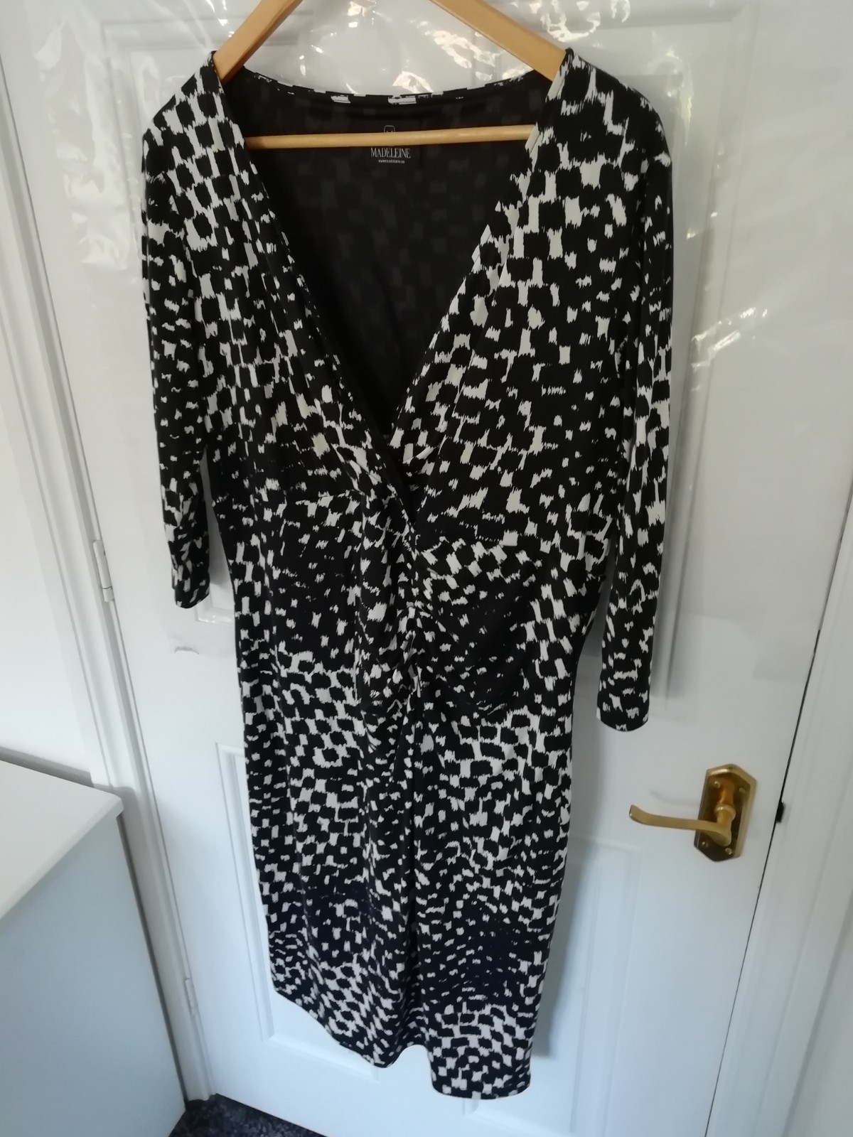 Madeleine 20 UK Dress Silk Cotton Blend Black White Soft Stretchy Linen Ruched