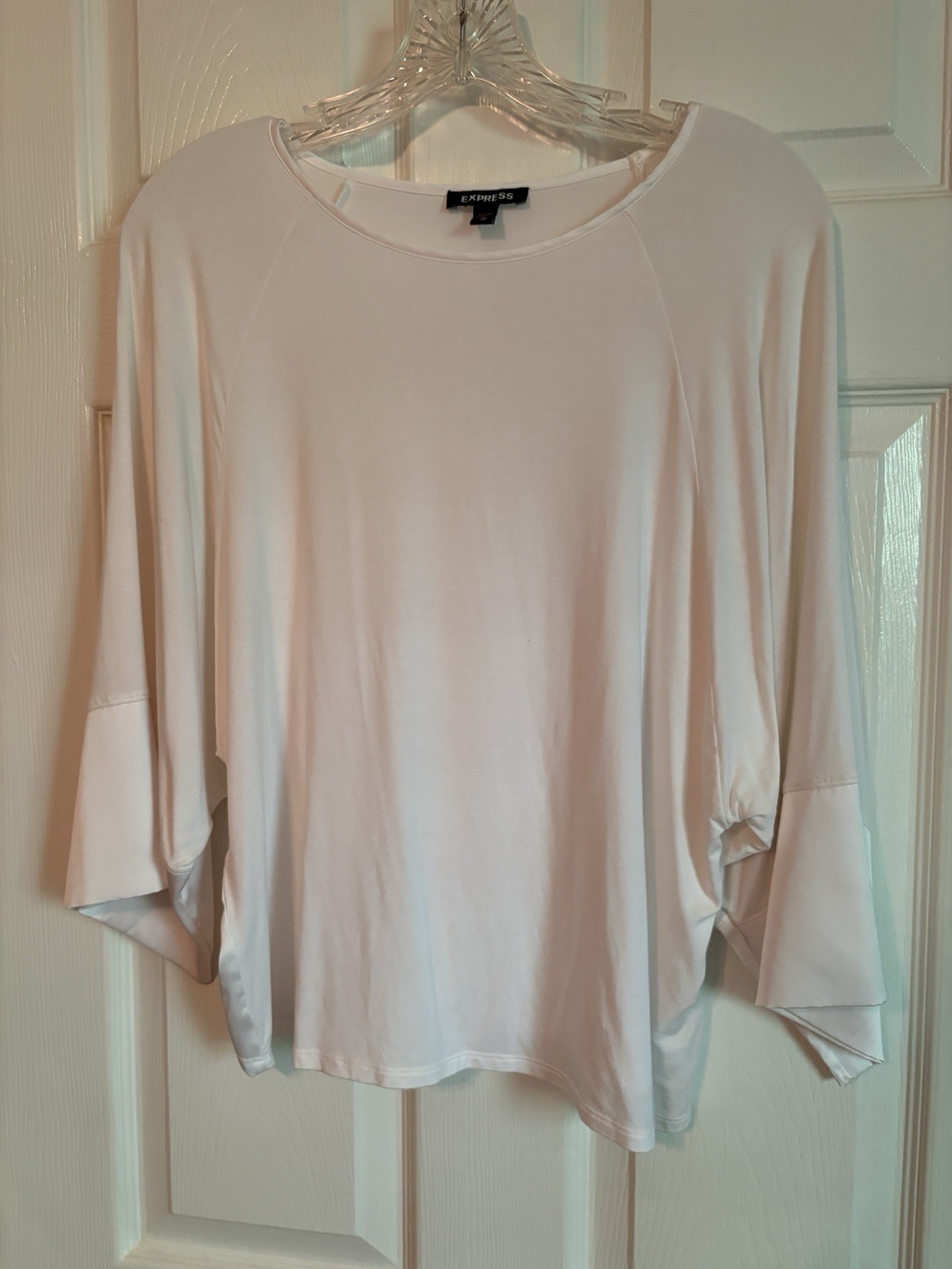 Express Off-White Flowy Top With Drapes Sleeves Size Med