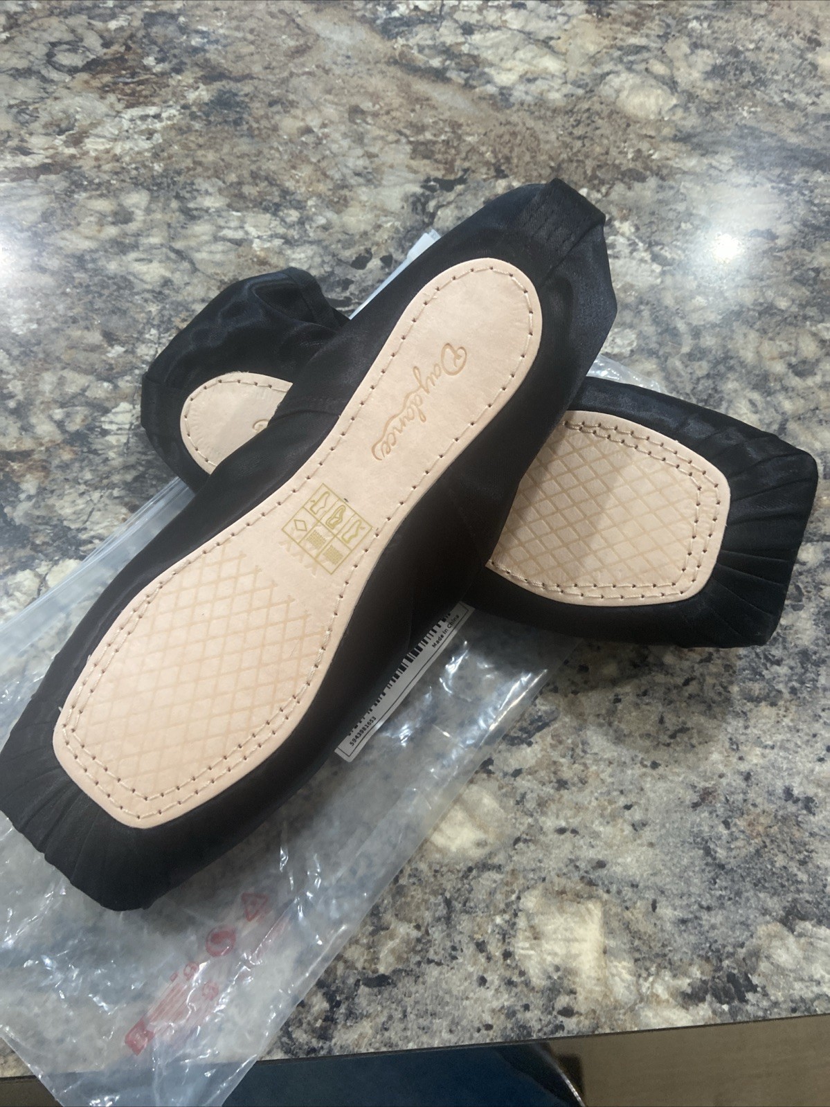 Daydance New Satin Ballet Dance Pointe Toe Shoes 41, Women. 7.5