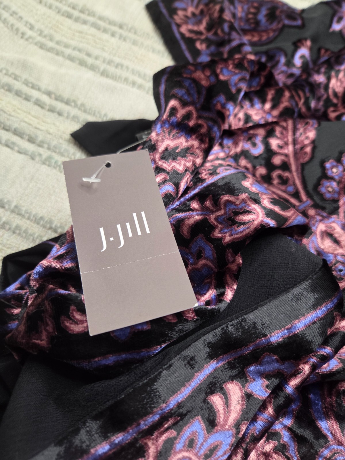 J.Jill wearever collection scarf made in India 73in L x 21 in w