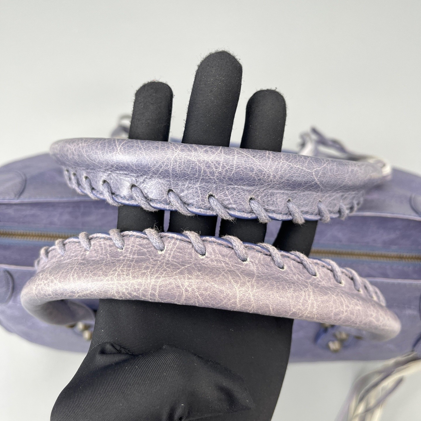 Balenciaga Pre-Owned Authentic Luxury Handbag Purple 42*22*17cm