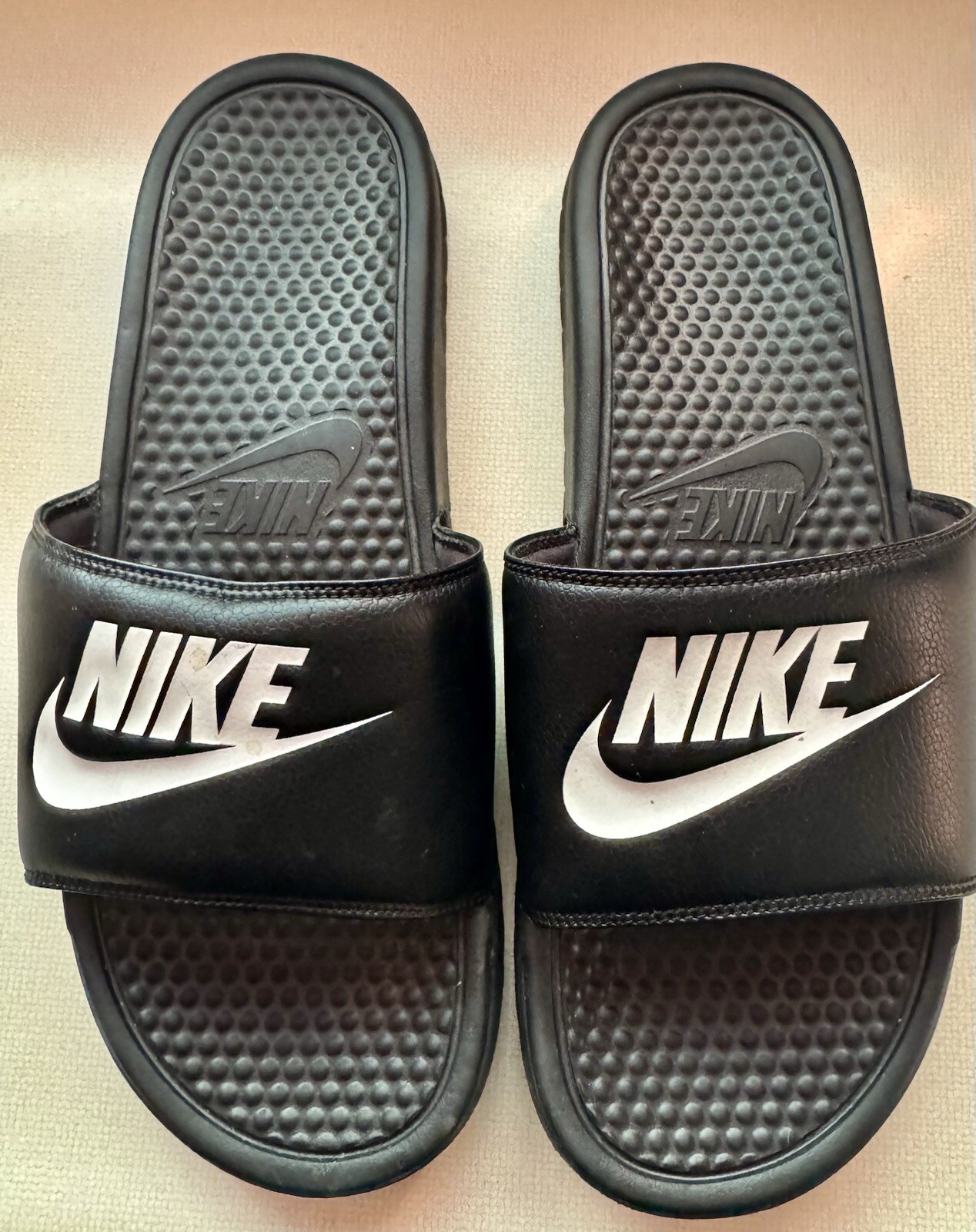 Men’s Nike Victori One Benassi Slide Sandal Black/White Size 12