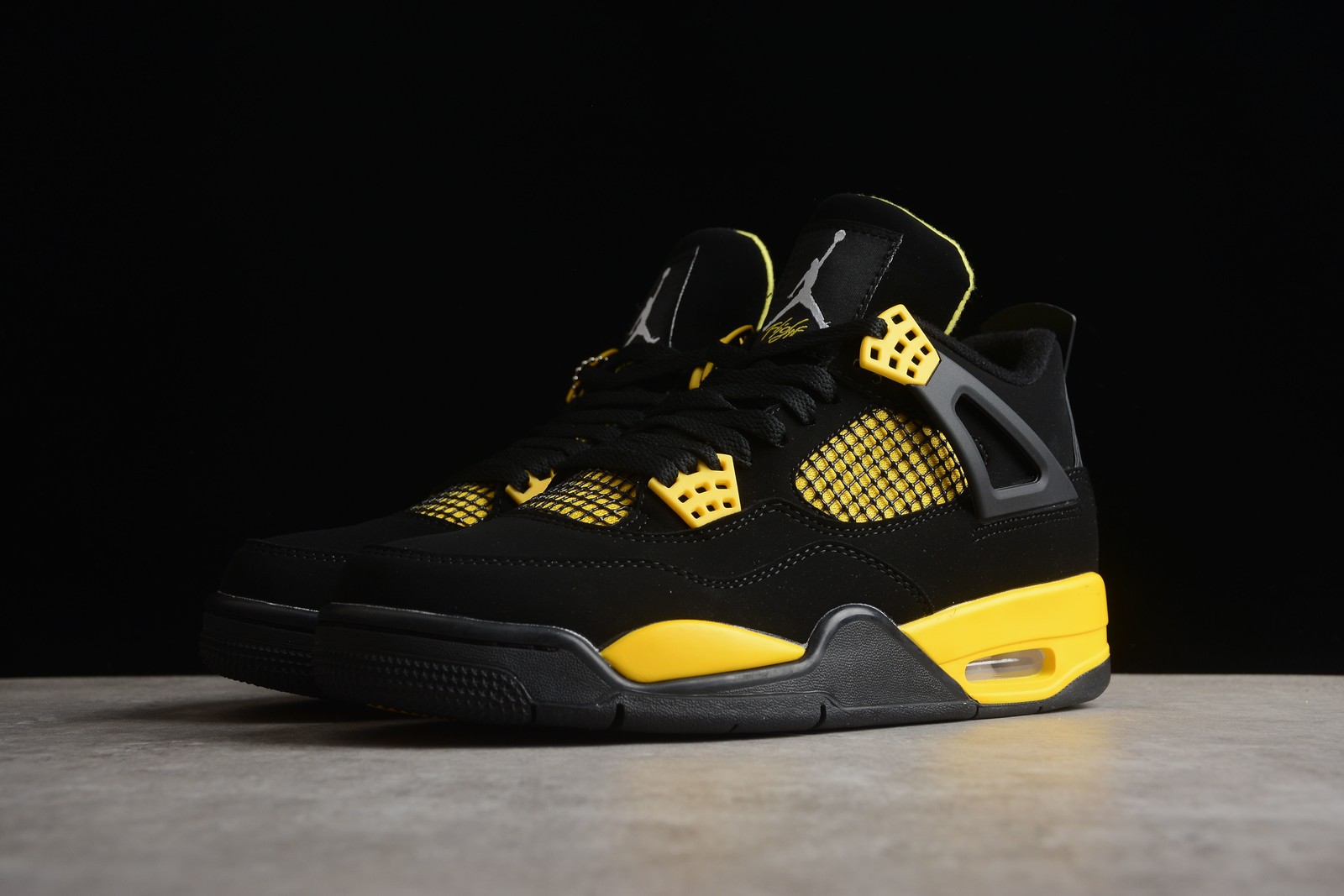 AJ 4 Retro Yellow Thunder 2023 DH6927-017 in Stock