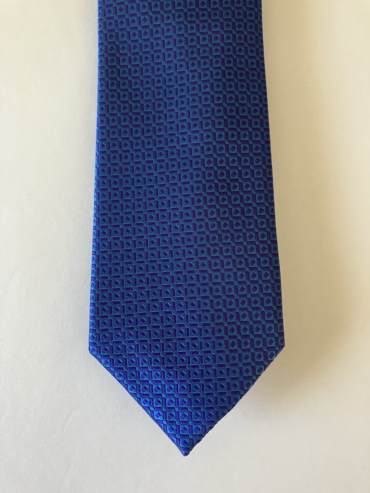 HBNY Men’s Necktie Tie Silk Blue Purple Geometric Slim 57″