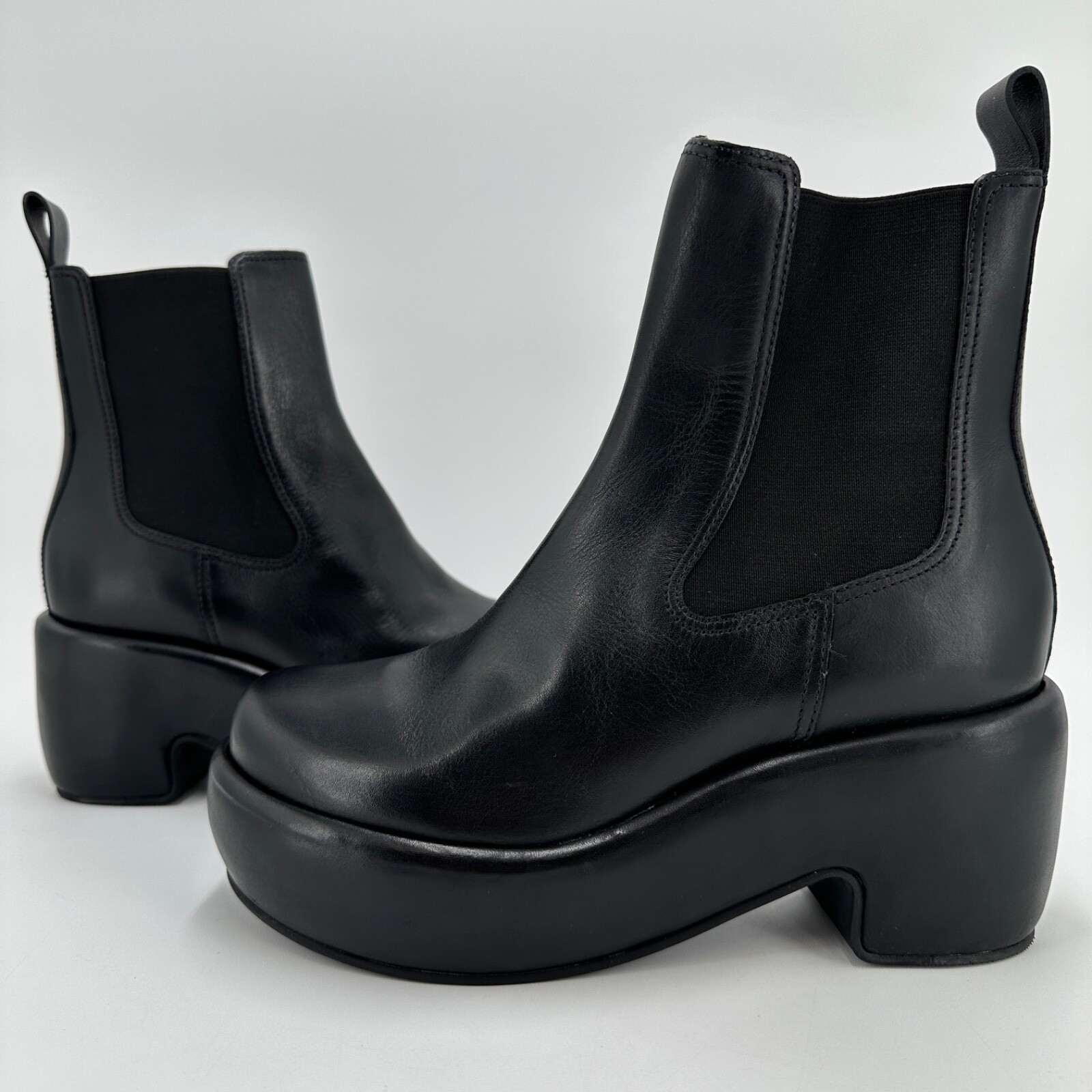Everlane The Puffa Boot in Black size 9 Chelsea Ankle 3.25″ Chunky Platform