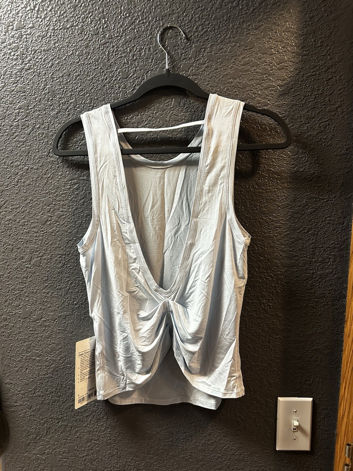 Lululemon Deep Stretch Tank Top Women’s 6 Light Blue Scoop Neck Lycra
