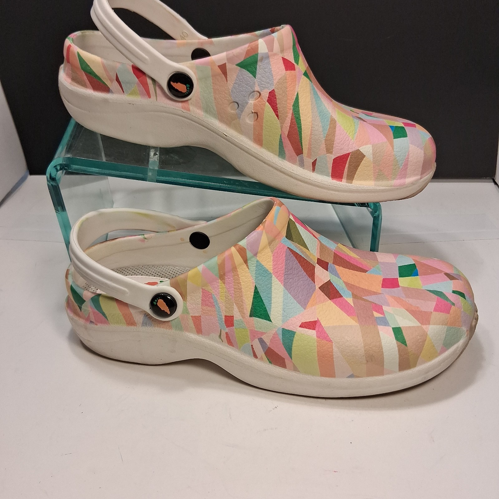 “Veggies” Croc Alternative Multi-color Padded Removable Insole Clogs Size 9