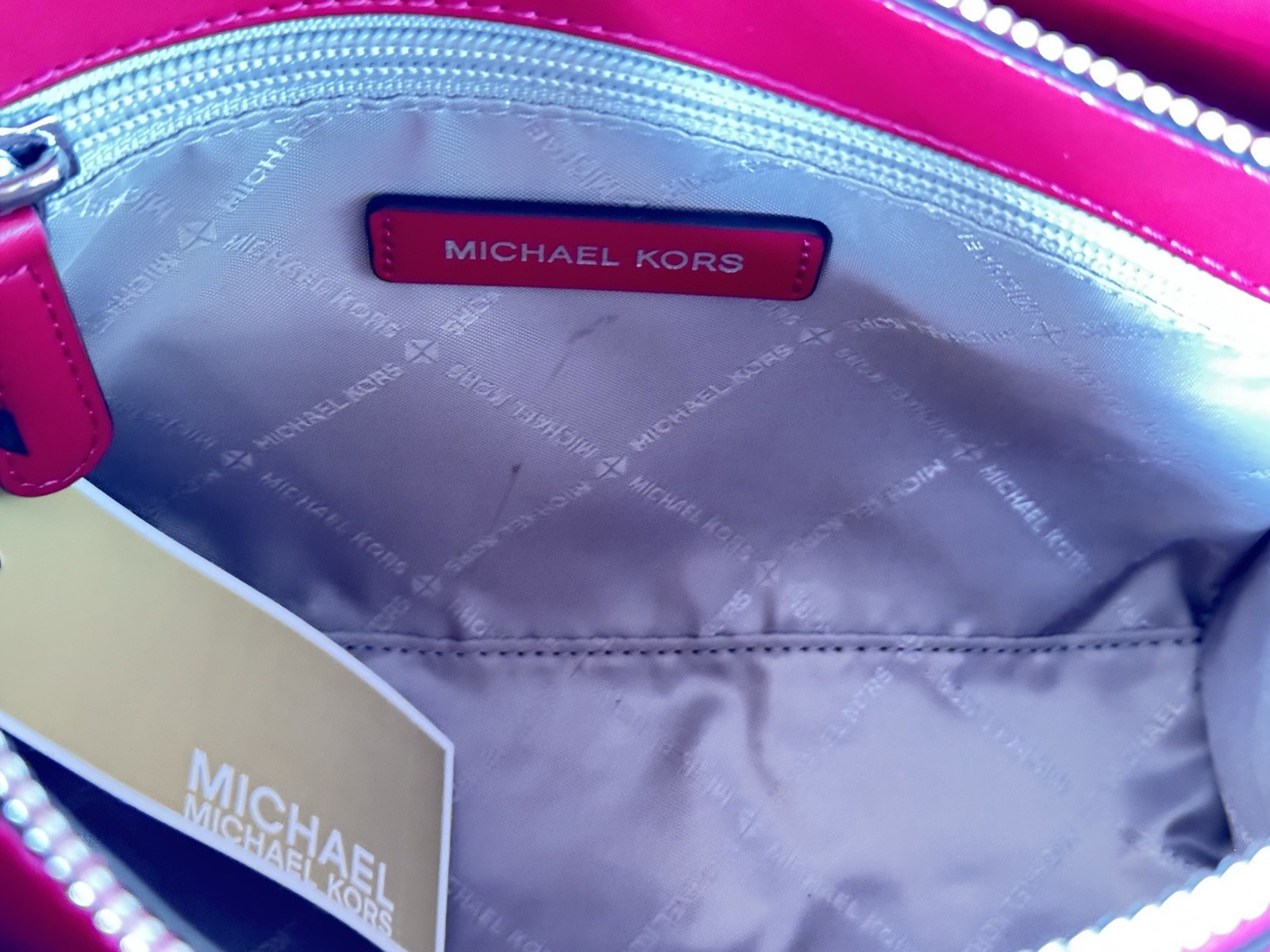 MICHAEL KORS SHEILA SMALL CENTER ZIP SATCHEL SHOULDER BAG MK DARK RASPBERRY