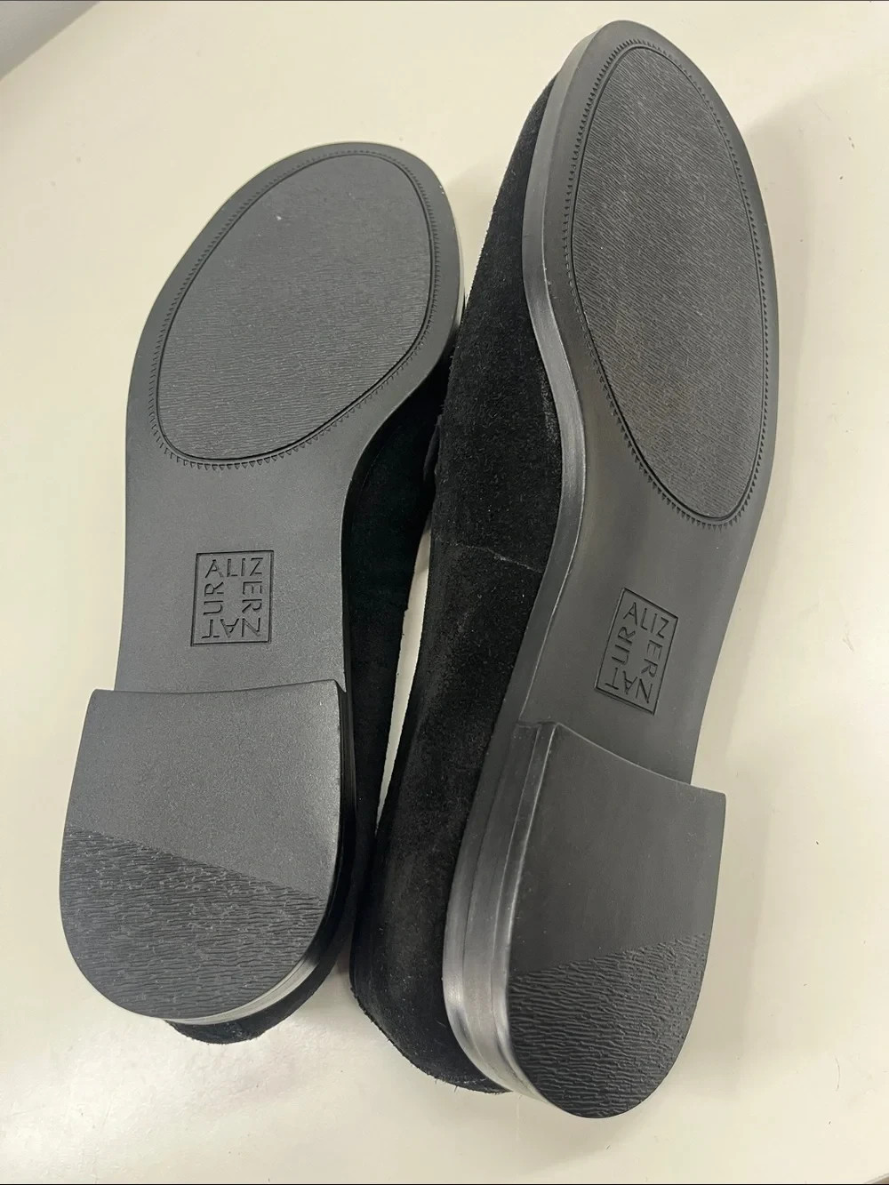 New Naturalizer Santana Loafer in Black Suede Size 9.5