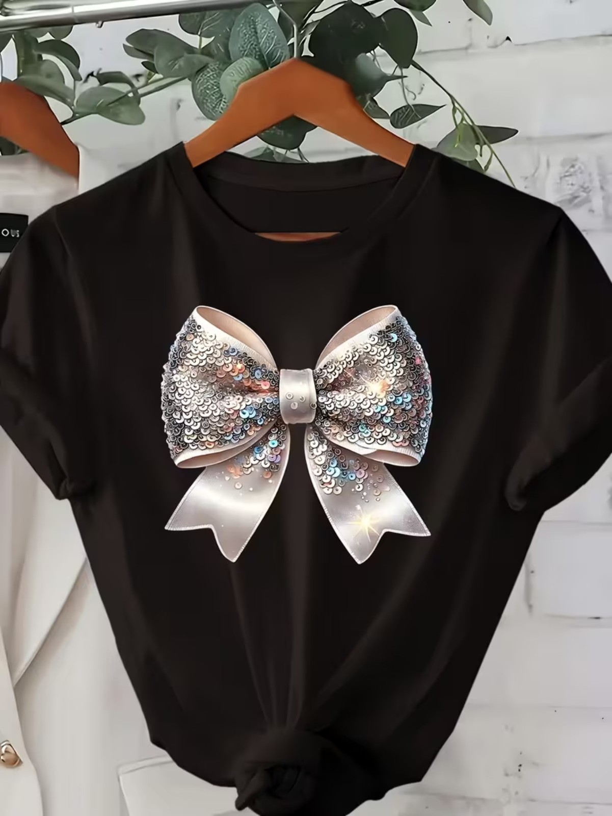 Butterfly Knot Printed Round Neck Short Sleeve T-Shirt