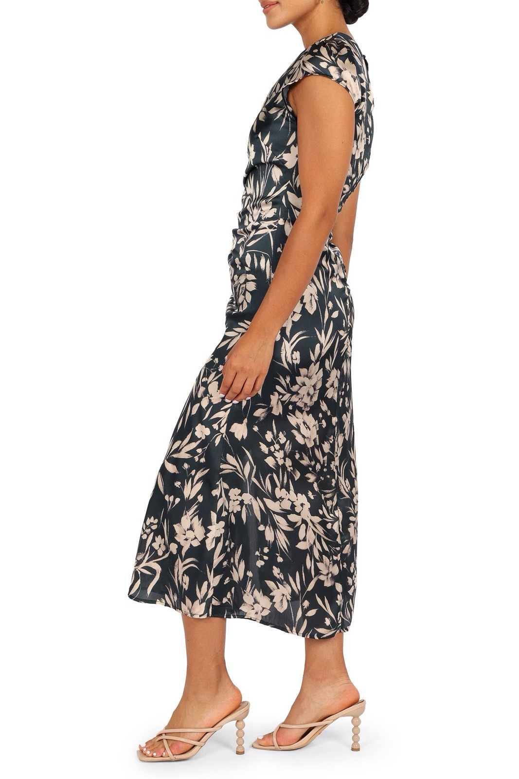 Size M $99 Petal & Pup Lisbeth Floral Cap Sleeve Satin Midi Dress Green Floral