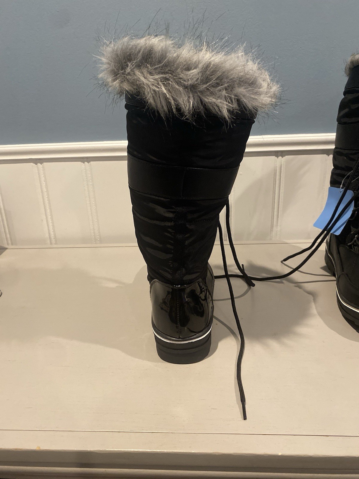 ActiveZone Essentials Black Mid-Calf Snow Boots Womens Size 10W Faux Gray Fur
