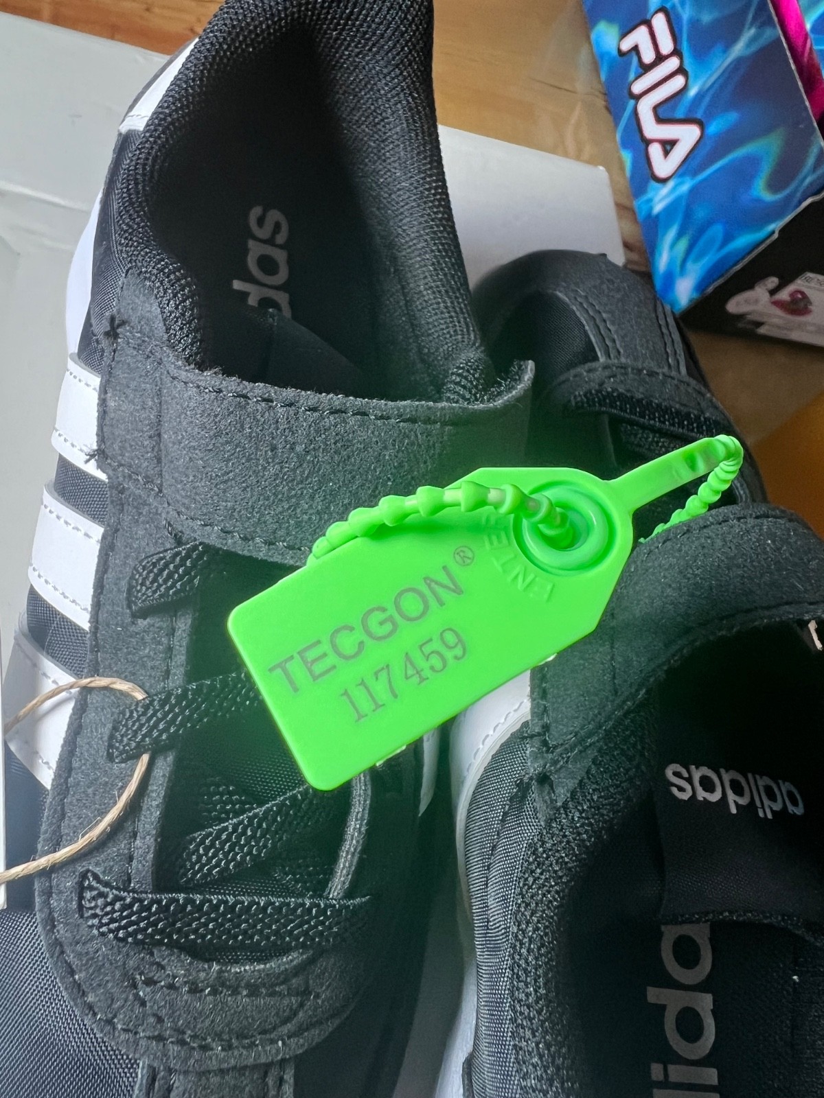 ADIDAS CLOUD FOAM RUN 70s 2.0 EL C KIDS SIZE 1