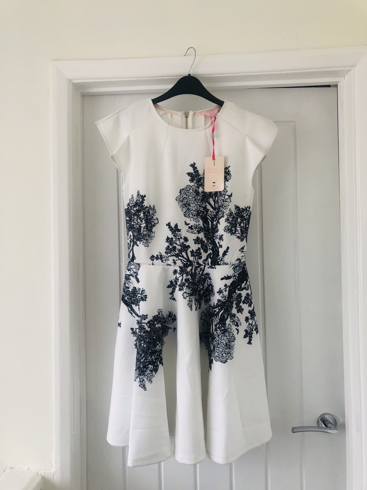 TED BAKER 2 UK 8 Wooland Toile floral print fit flare full skirt skater dress