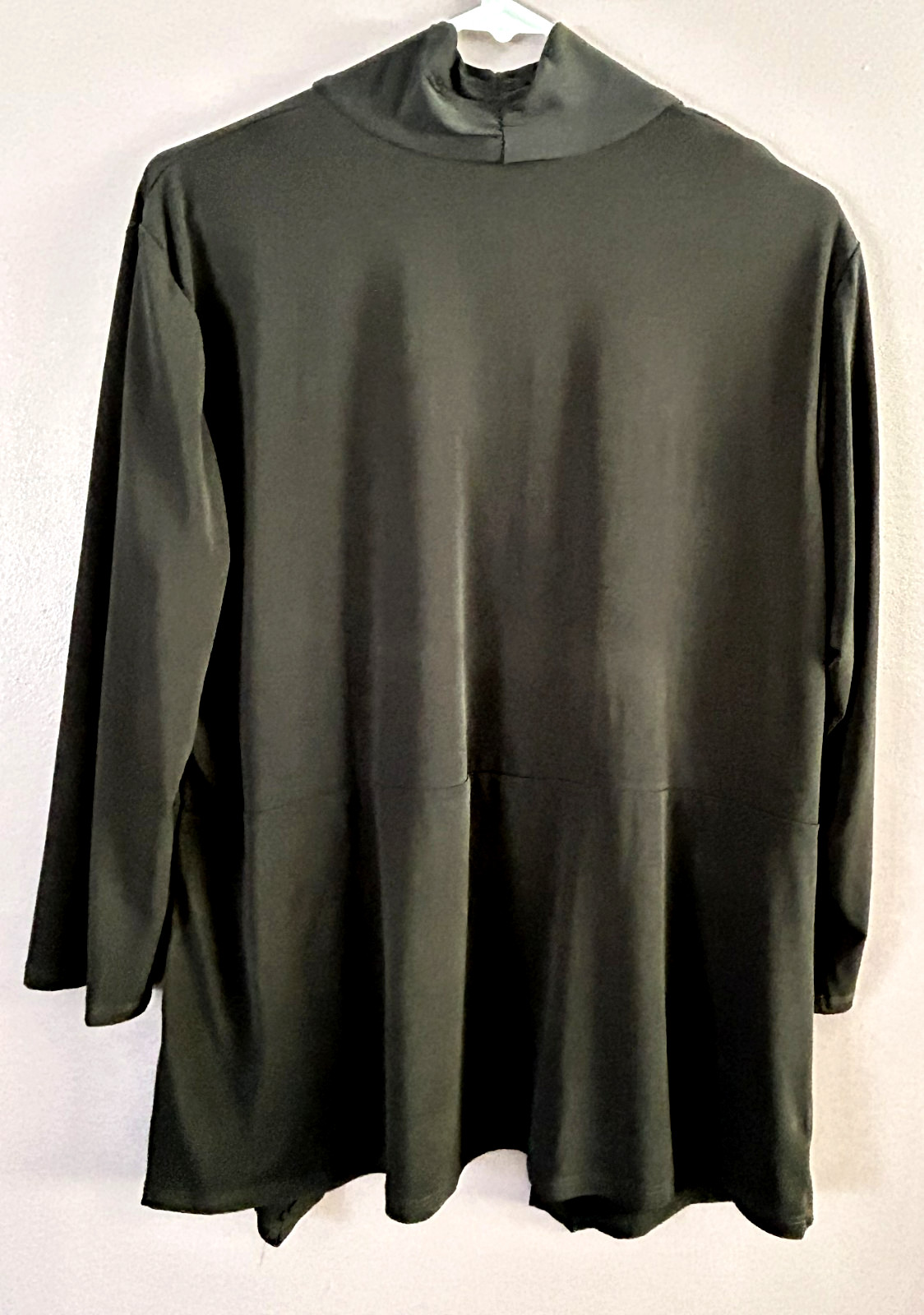 Woman’s Black Polyester Spandex Lined Jacket Established 1962 XL “Liquid Knit”