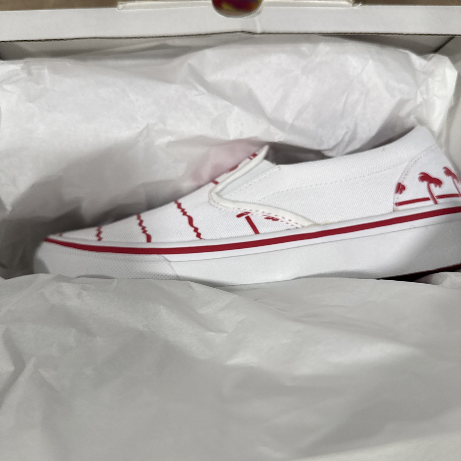 In-N-Out Burger White Drink Cup Slip-On Shoes NEW Sizes Mens 9