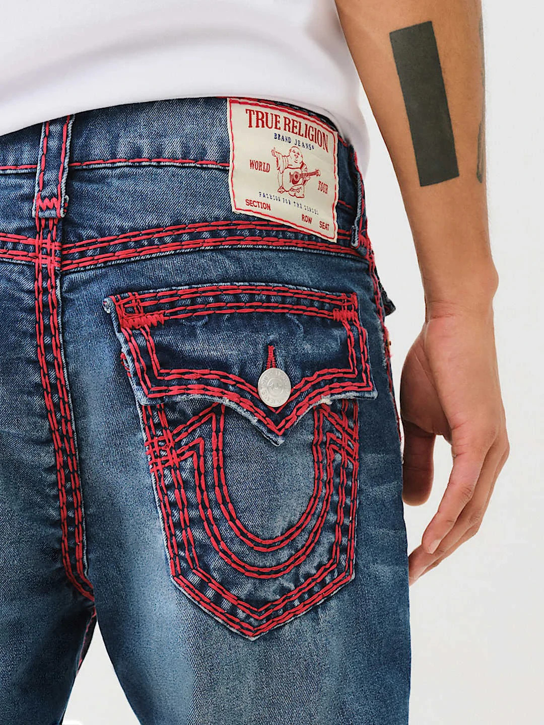 True Religion Men’s Ricky Super QT Relaxed Straight Jeans – 108661