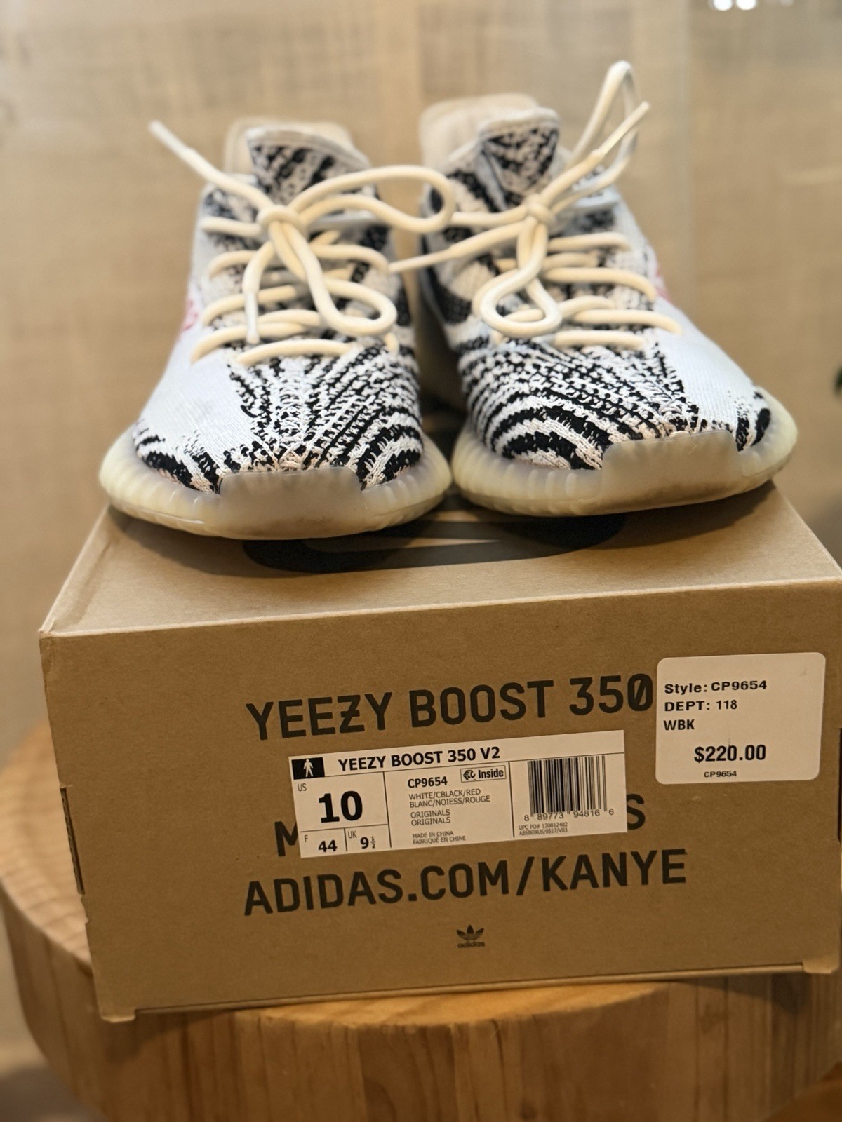 10 – Adidas Yeezy Boost 350 V2 Zebra White/Core Black/Red Primeknit CP9654 2017